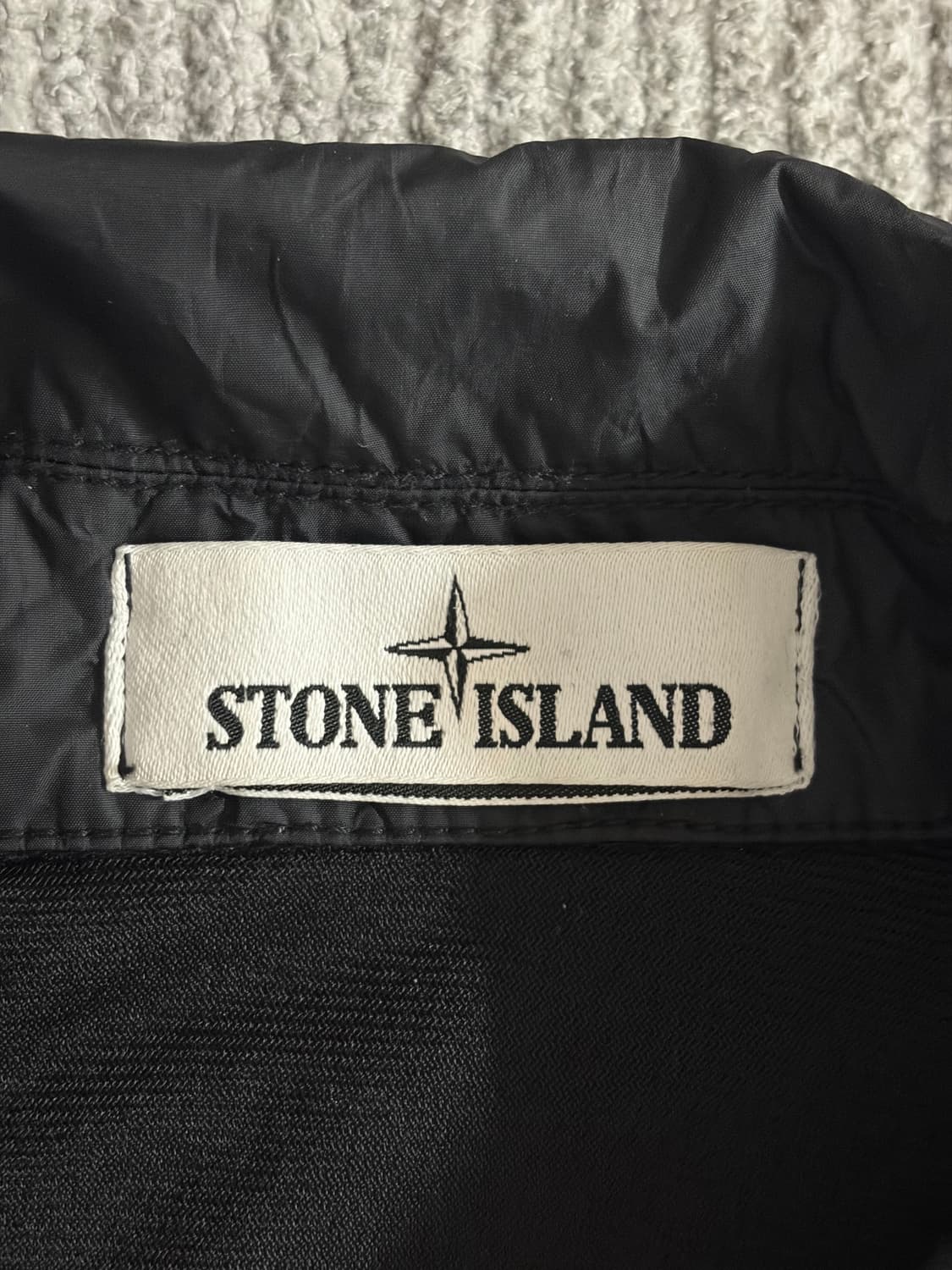 (새상품급, M) 스톤아일랜드 크링클랩스 오버셔츠 상품이미지3