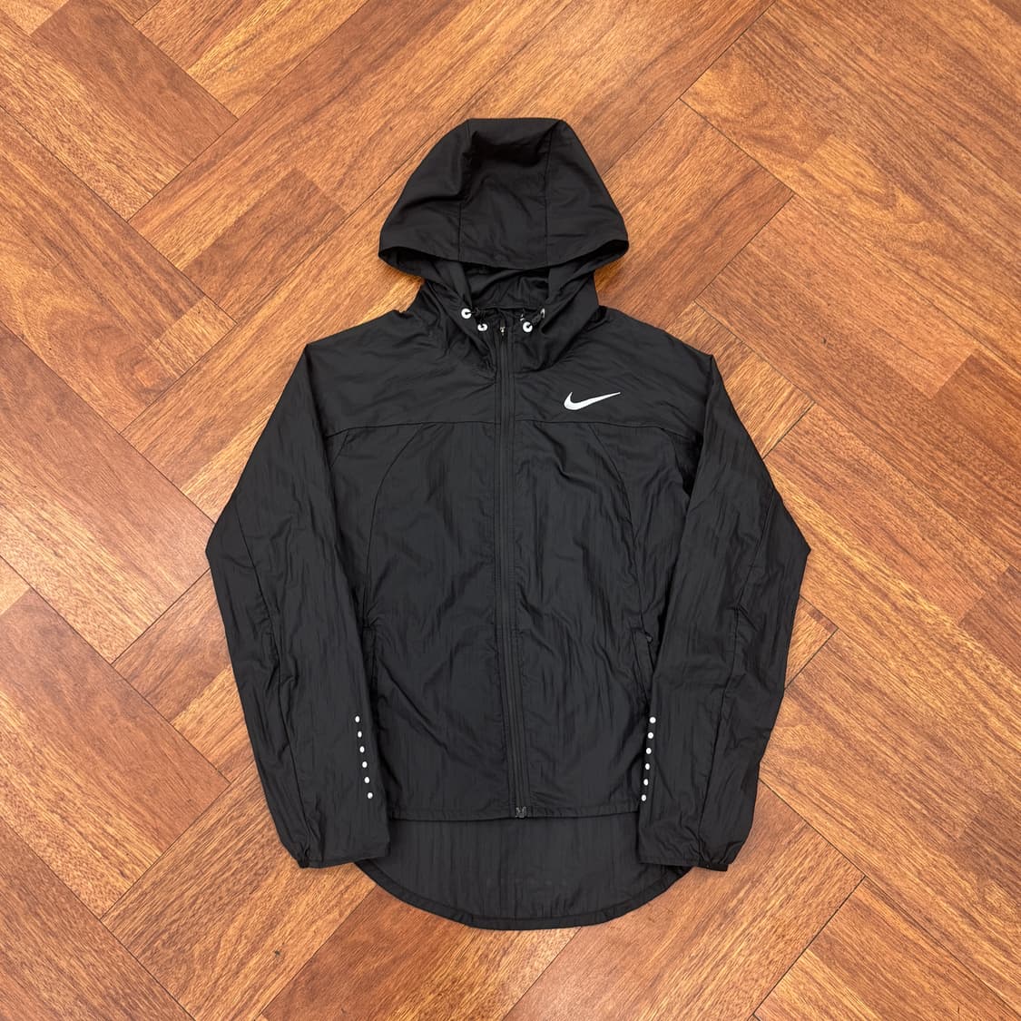 여성용 M 나이키 바람막이 자켓  상품이미지1