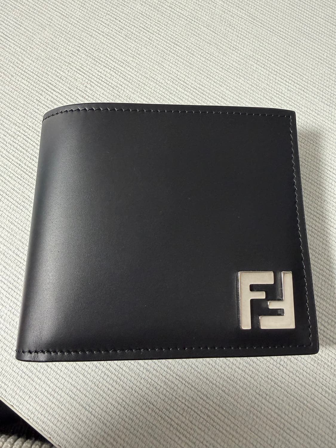 펜디 반지갑 상품이미지3