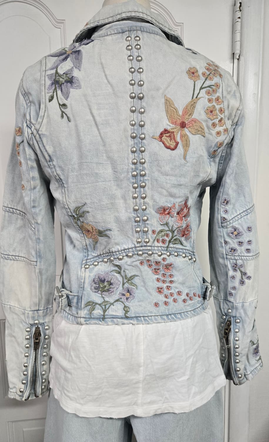 BlankNYC 블랭크NYC 빈티지 플로랄 데님자켓 상품이미지5