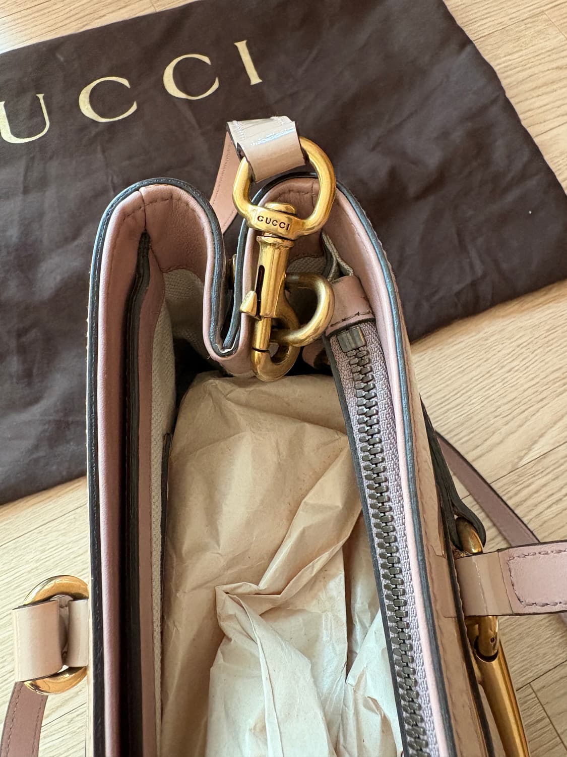 구찌 홀스빗 페이던트 레더 탑핸들백 가방  상품이미지4