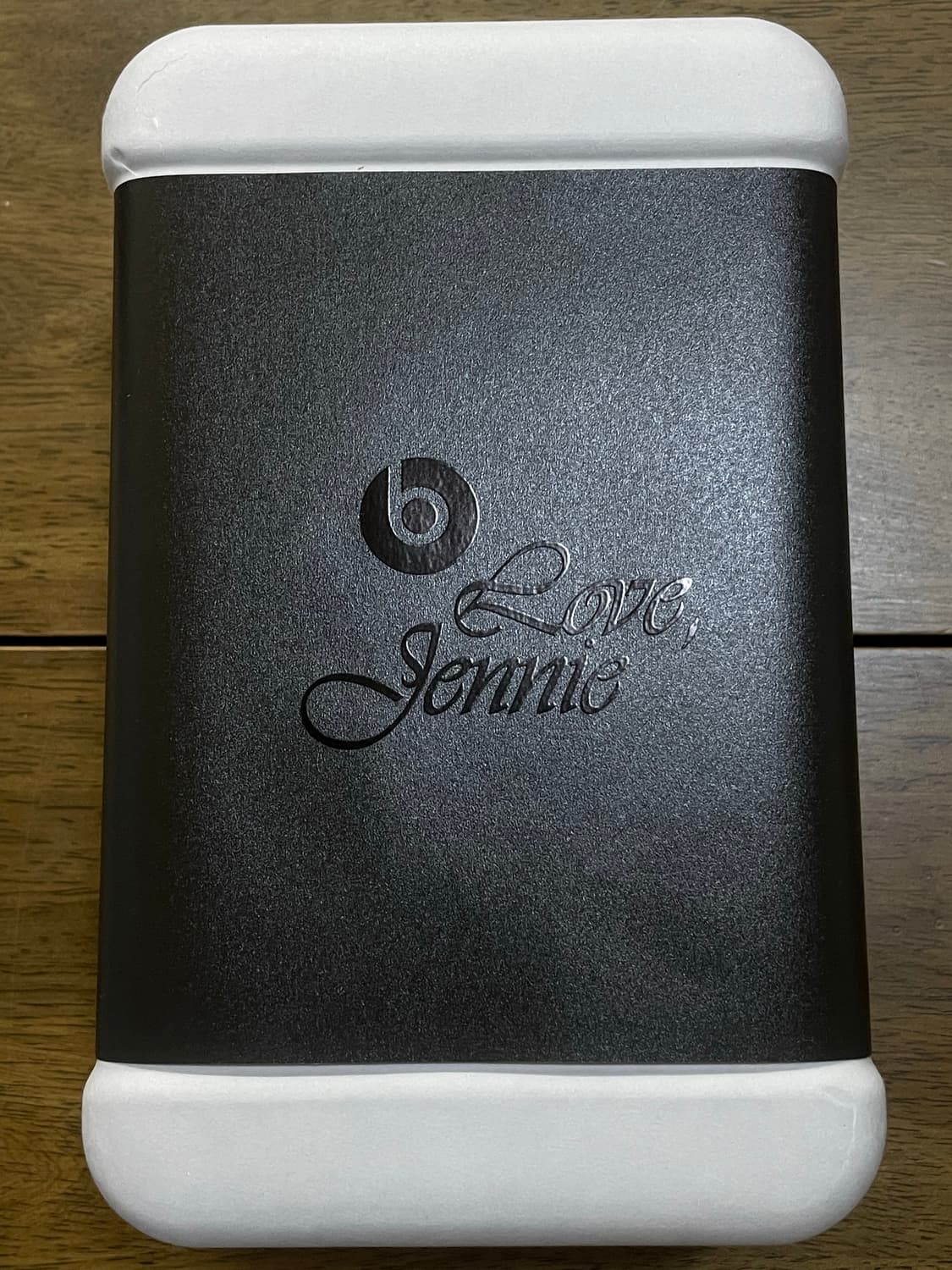 비츠 솔로4 제니 에디션 블랙 상품이미지2