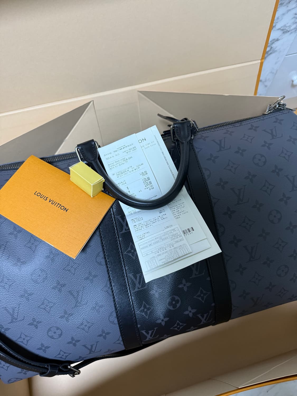 루이비통 이클립스 리버스 반둘리에 키폴 크로스백 보스턴백
50사이즈  상품이미지9