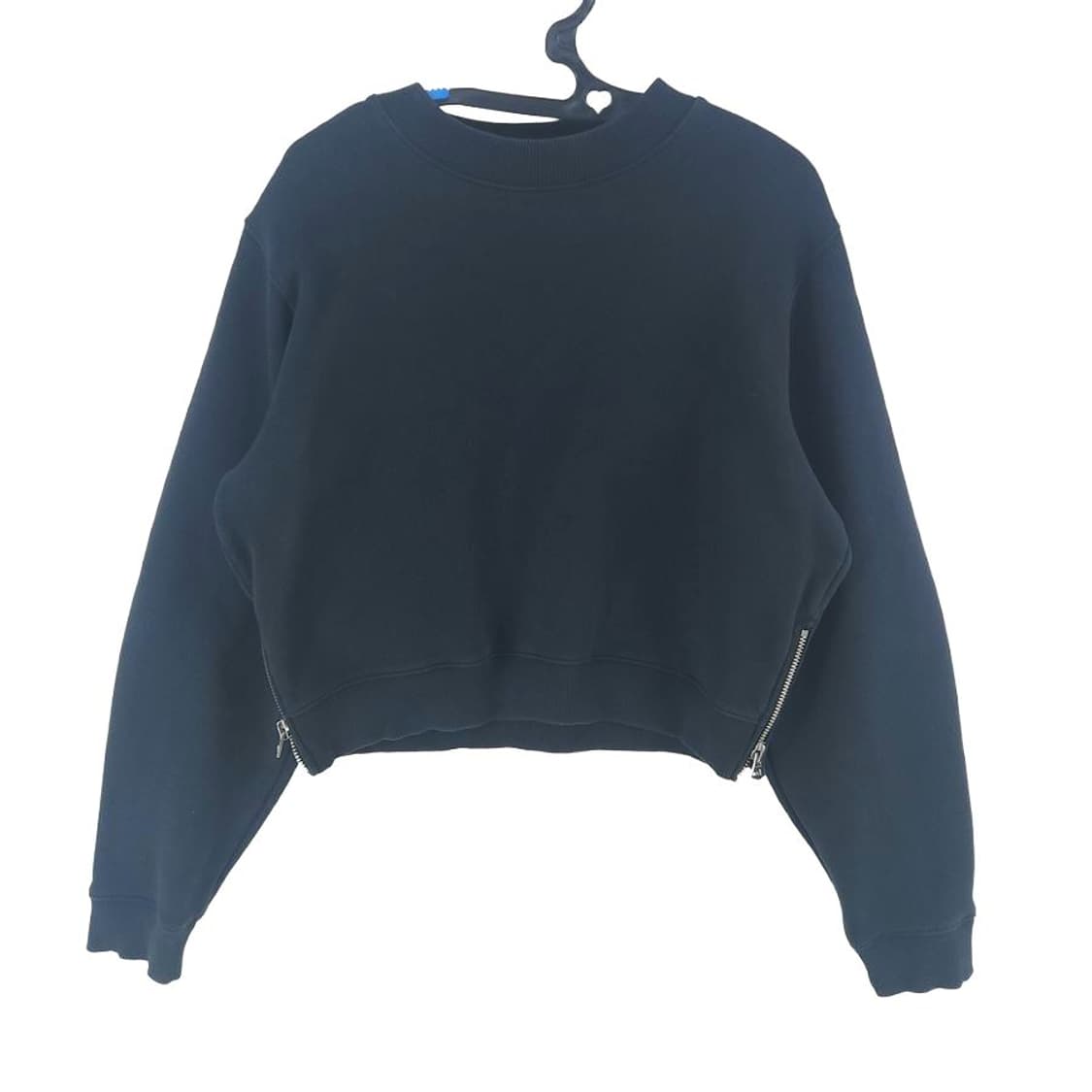 [여S]아크네스튜디오 사이드집업 크롭 맨투맨[Y61-280] 상품이미지1