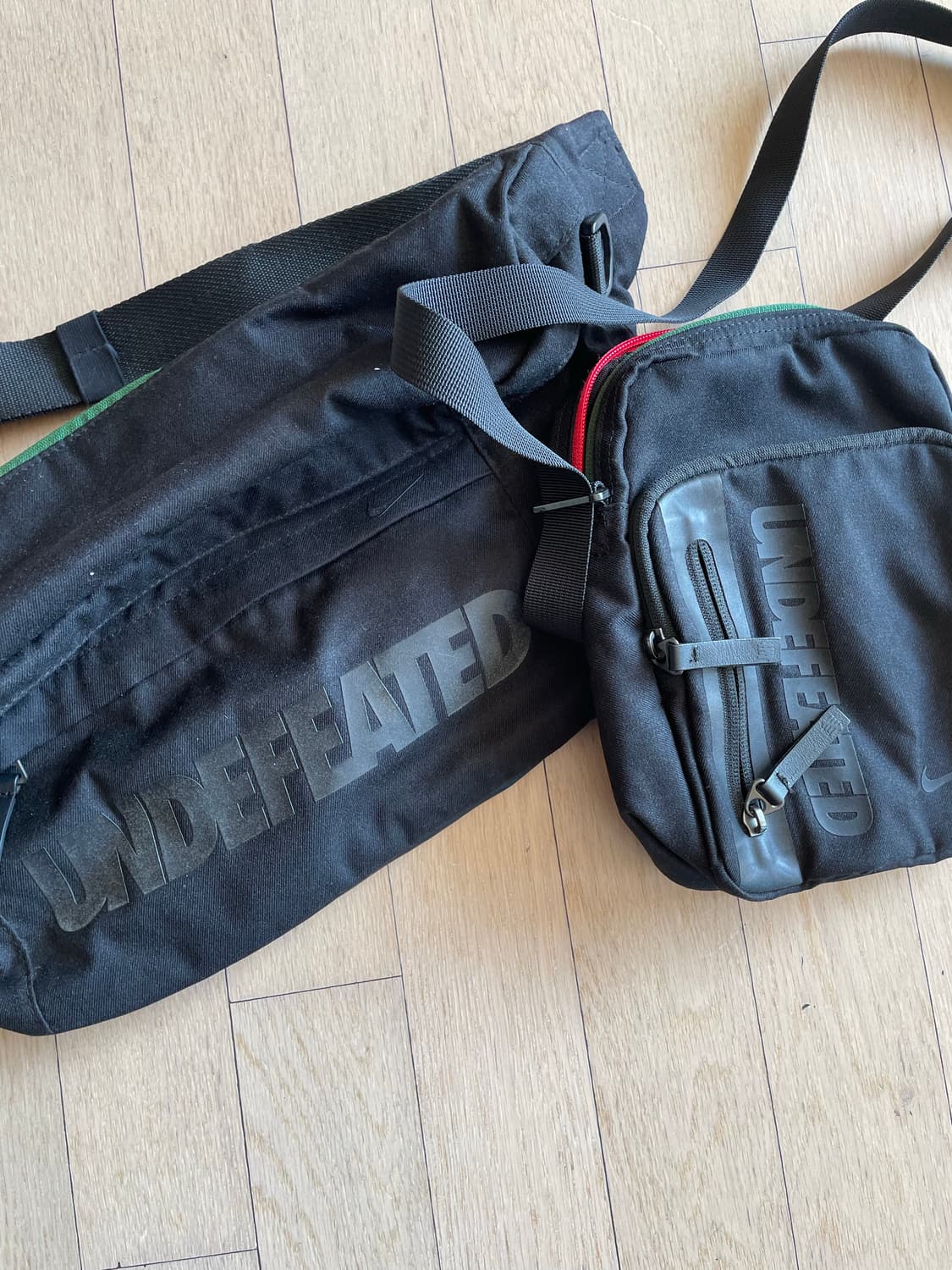 나이키 x 언디핏 메신저백 상품이미지1