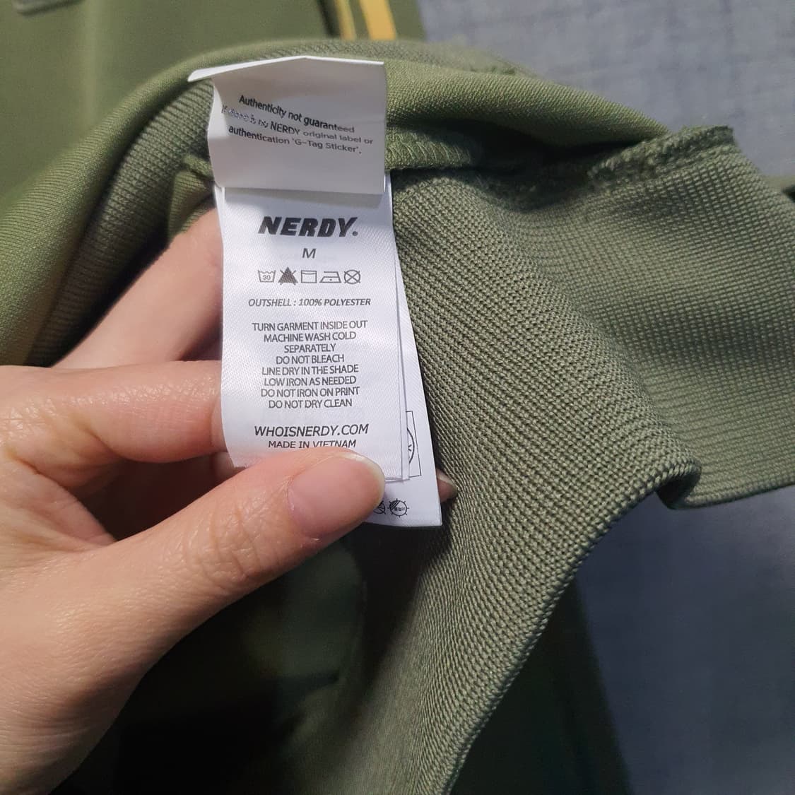 널디 그라데이션 트랙탑 카키 세트  상품이미지6