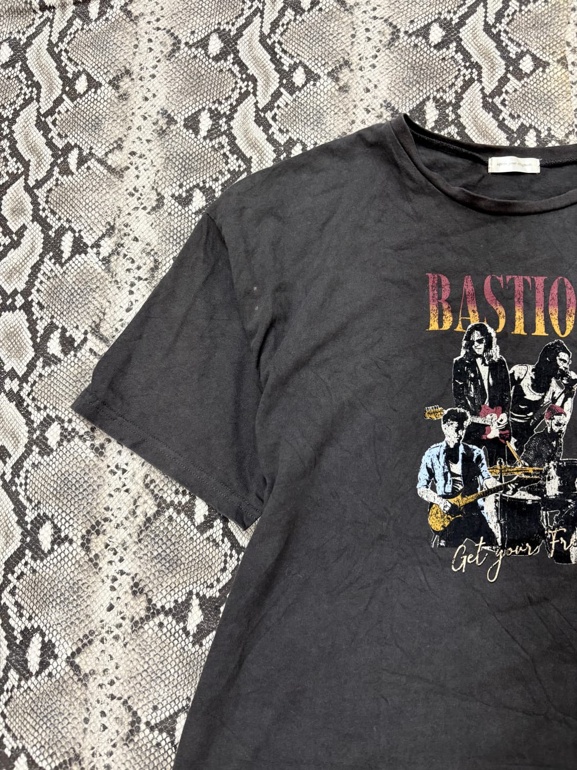 “Vintage”Band Print Tee 상품이미지5