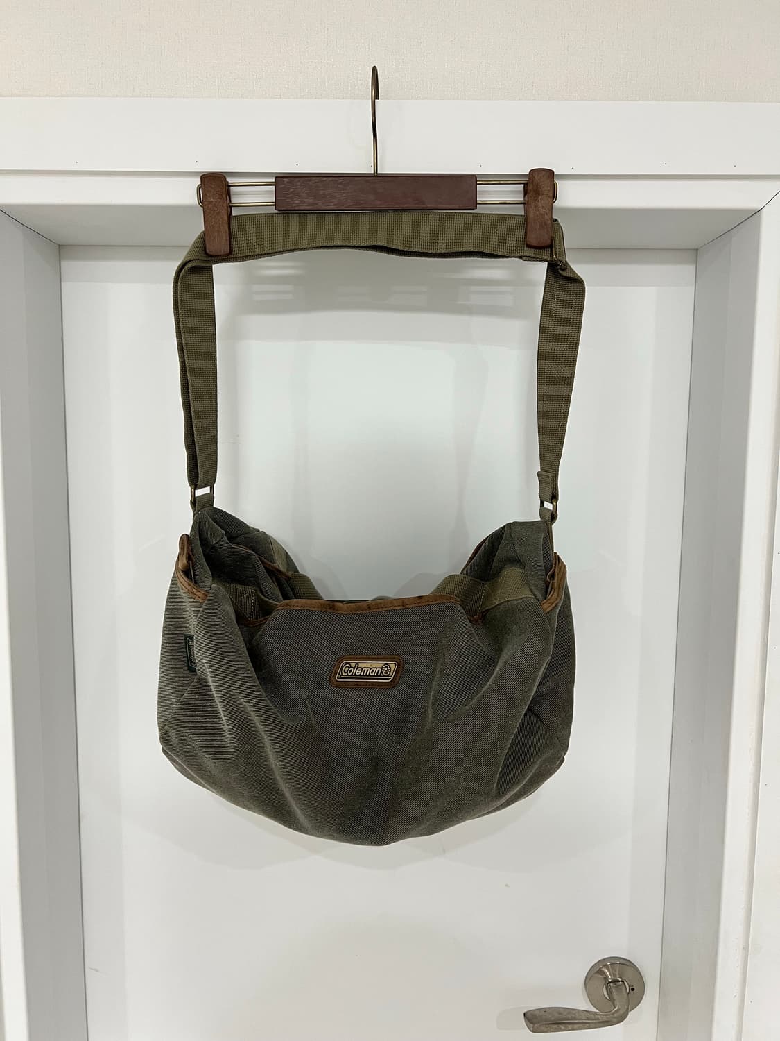 콜맨 빈티지 숄더백 상품이미지2