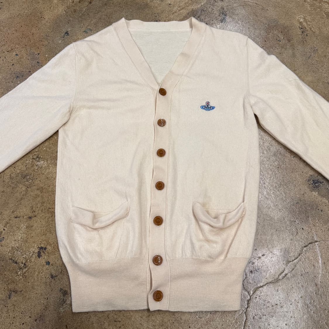 비비안웨스트우드 크림 화이트 니트 가디건  상품이미지3