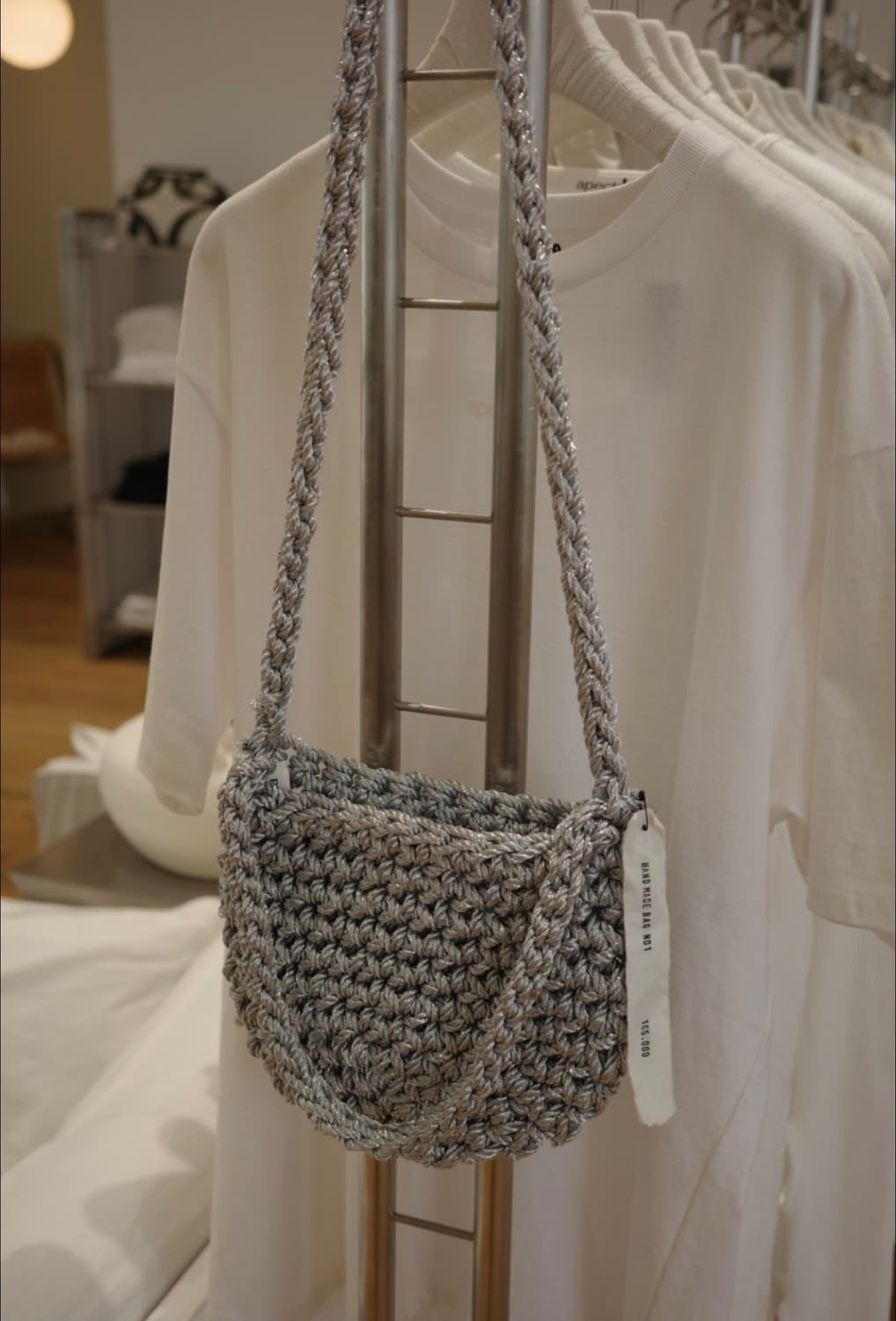 Apecta 편집숍 실버 백 (착용샷 있음) 상품이미지4