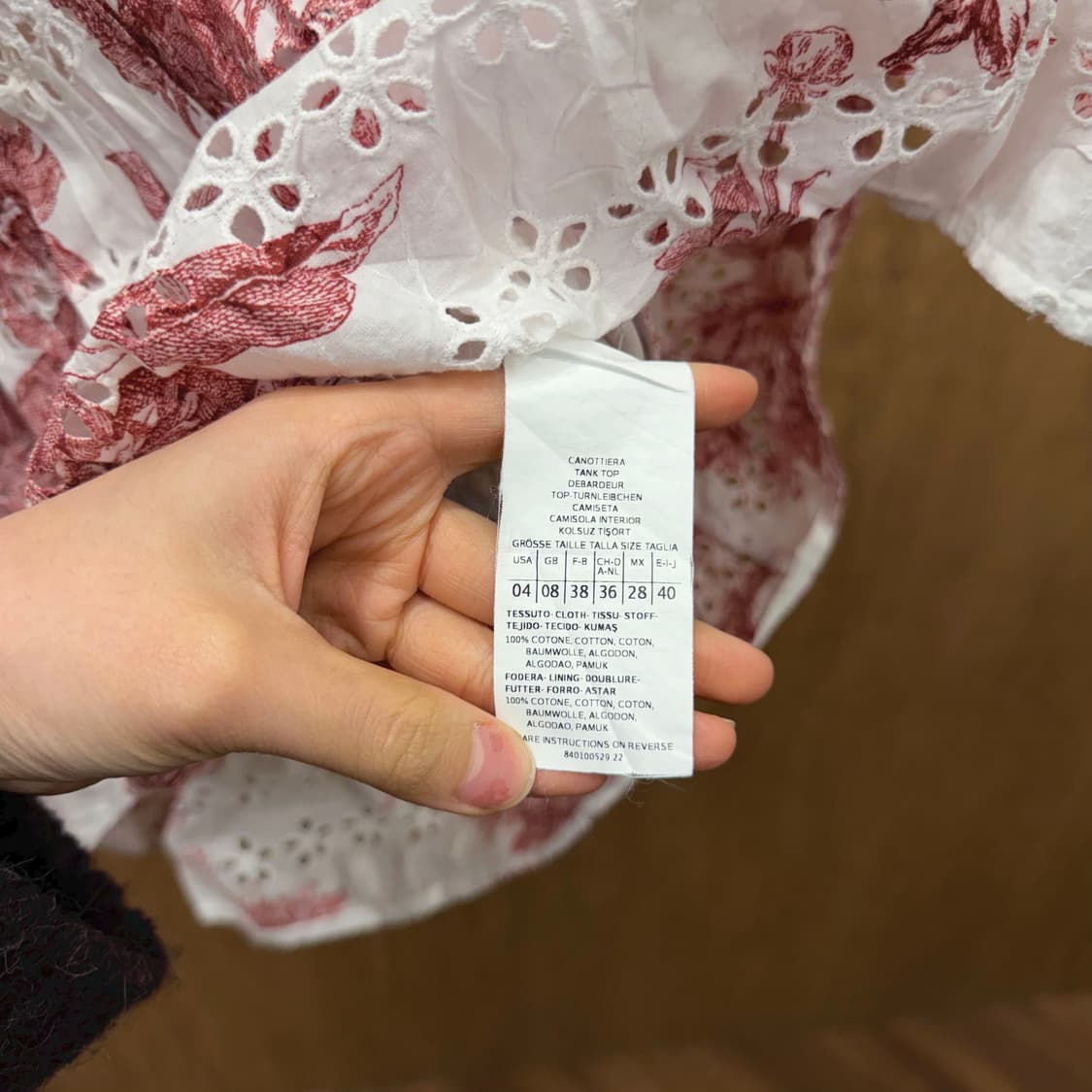 막스앤코 브이넥 슬리브리스 블라우스 플로럴 프린팅 디테일 화이트 핑크 상품이미지6