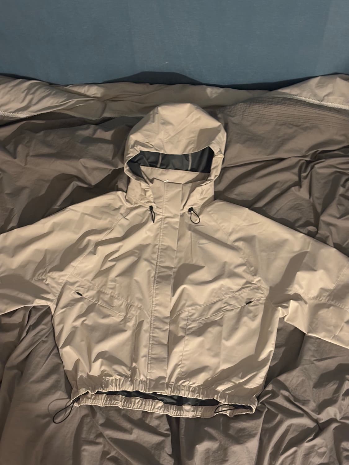 나이키 스톰 핏 스위프트 바람막이 (W) L 상품이미지1