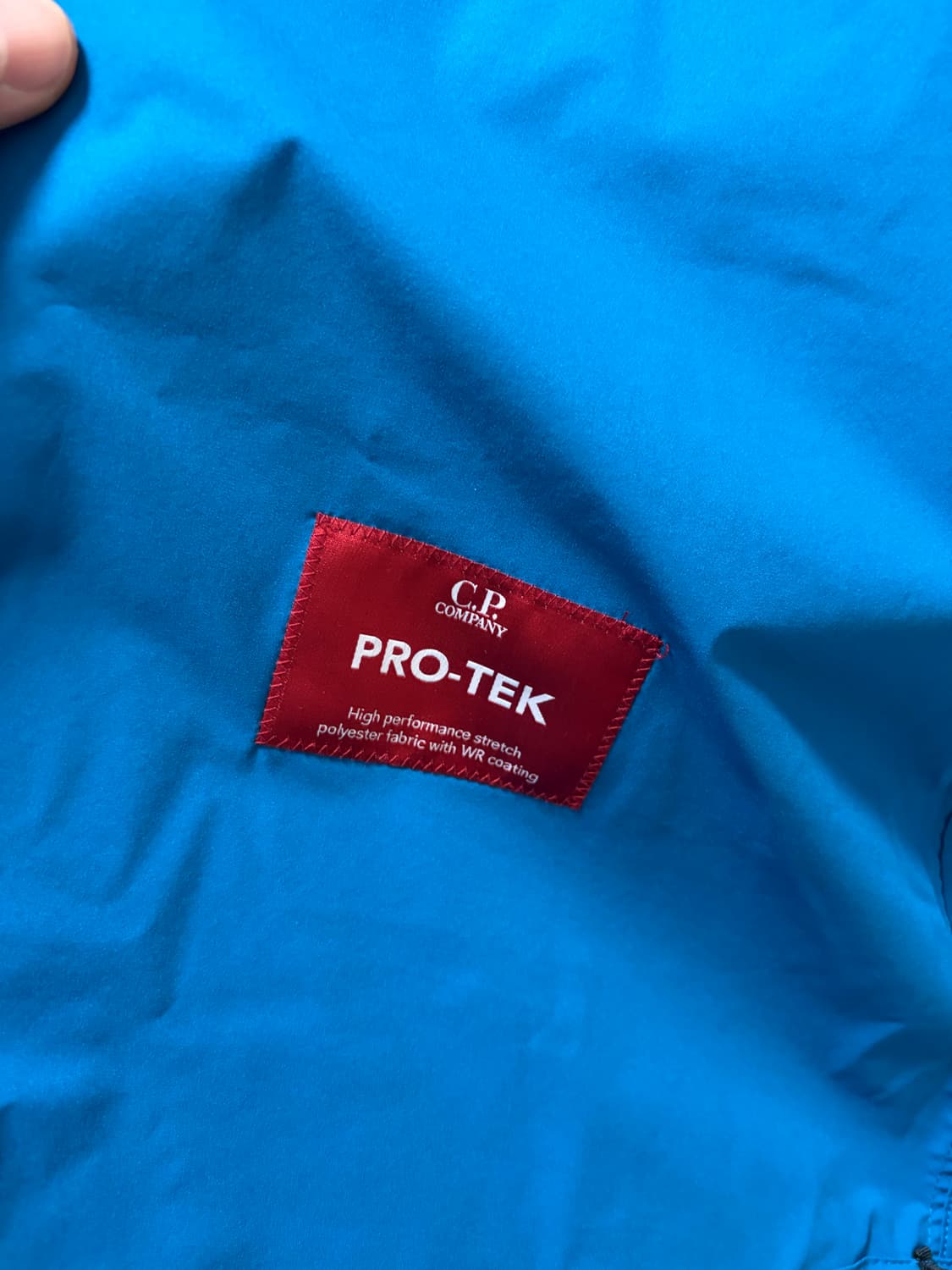 Cp컴퍼니 프로텍 바람막이 54사이즈 판매 상품이미지2