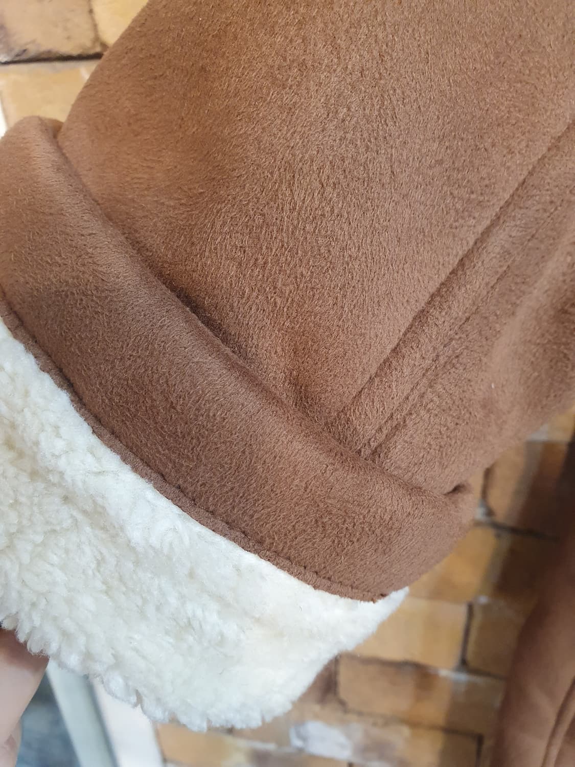 스튜디오 톰보이 무스탕 코트 상품이미지3