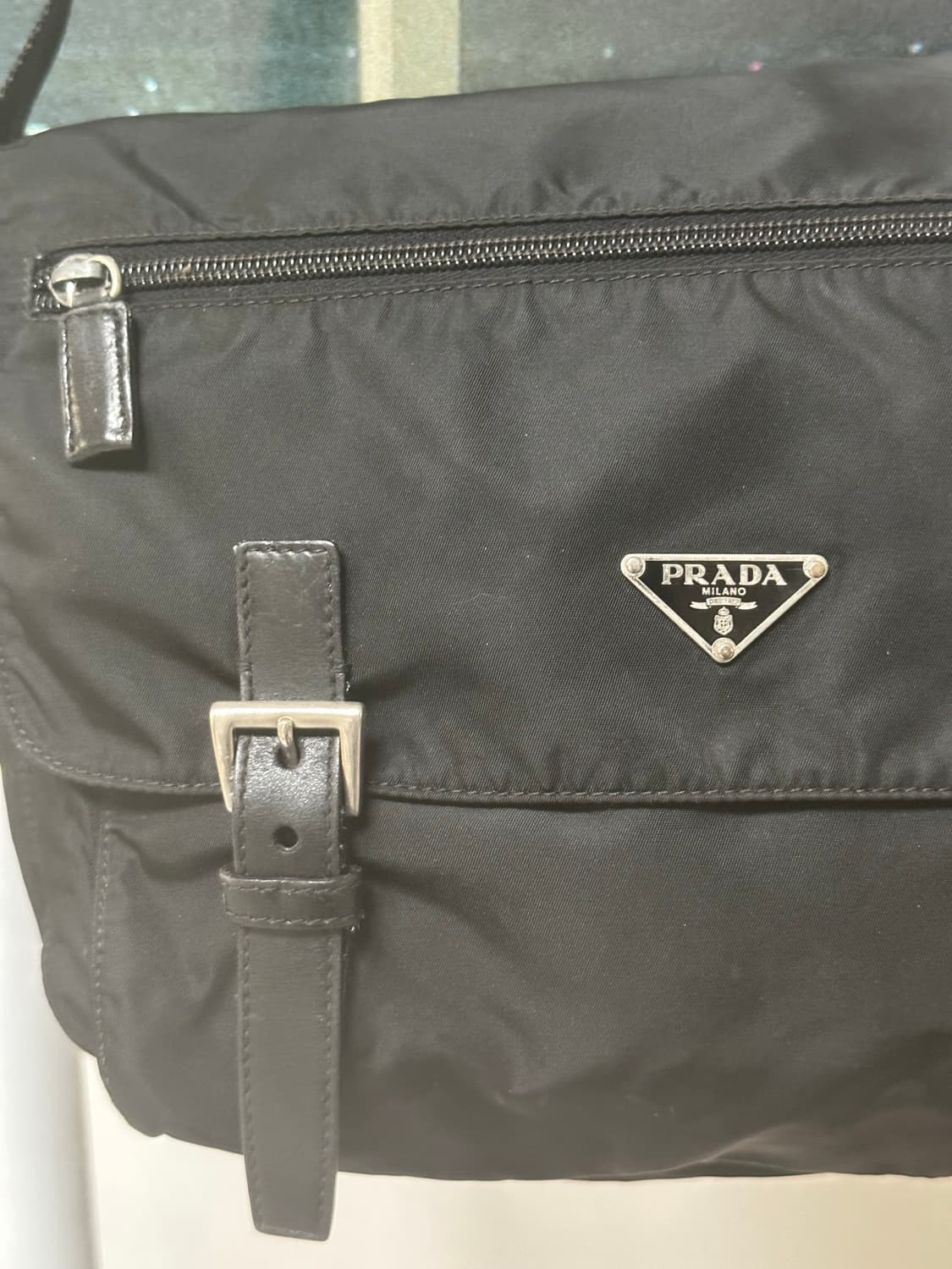 프라다 투버클 메신저백 나일론 포코노 테수토 숄더백 상품이미지4