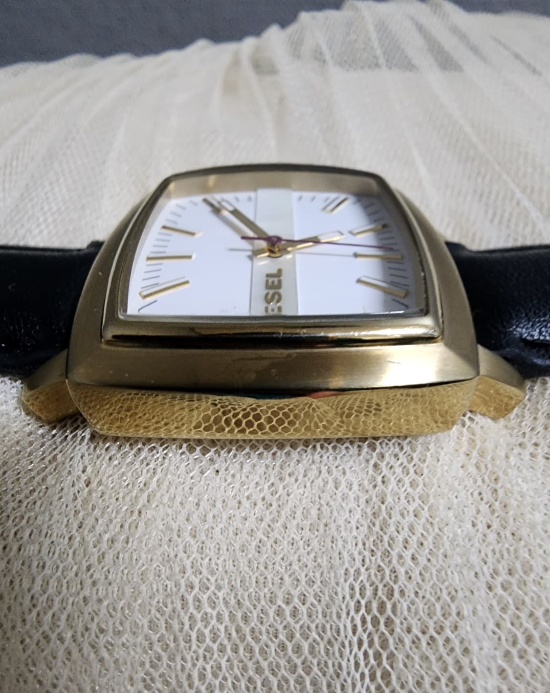 디젤 골드 프레임 손목시계 공용 상품이미지8