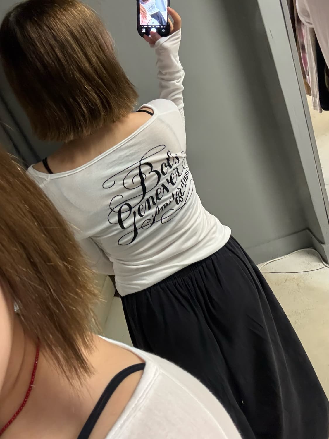deep v-neck lettering long sleeve 상품이미지3
