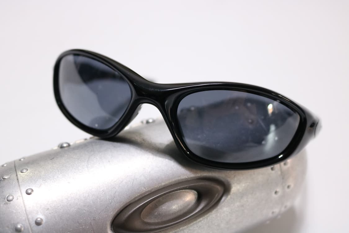 오클리 미뉴트 2.0 블랙 선글라스 상품이미지4