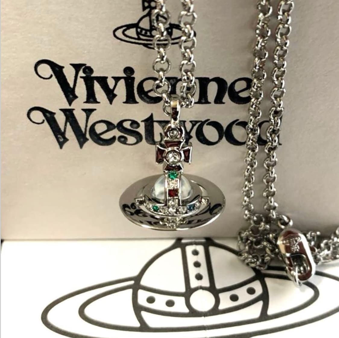 비비안웨스트우드 아카이브 멀티컬러 크리스탈 3d orb 팬던트 목걸이 상품이미지1