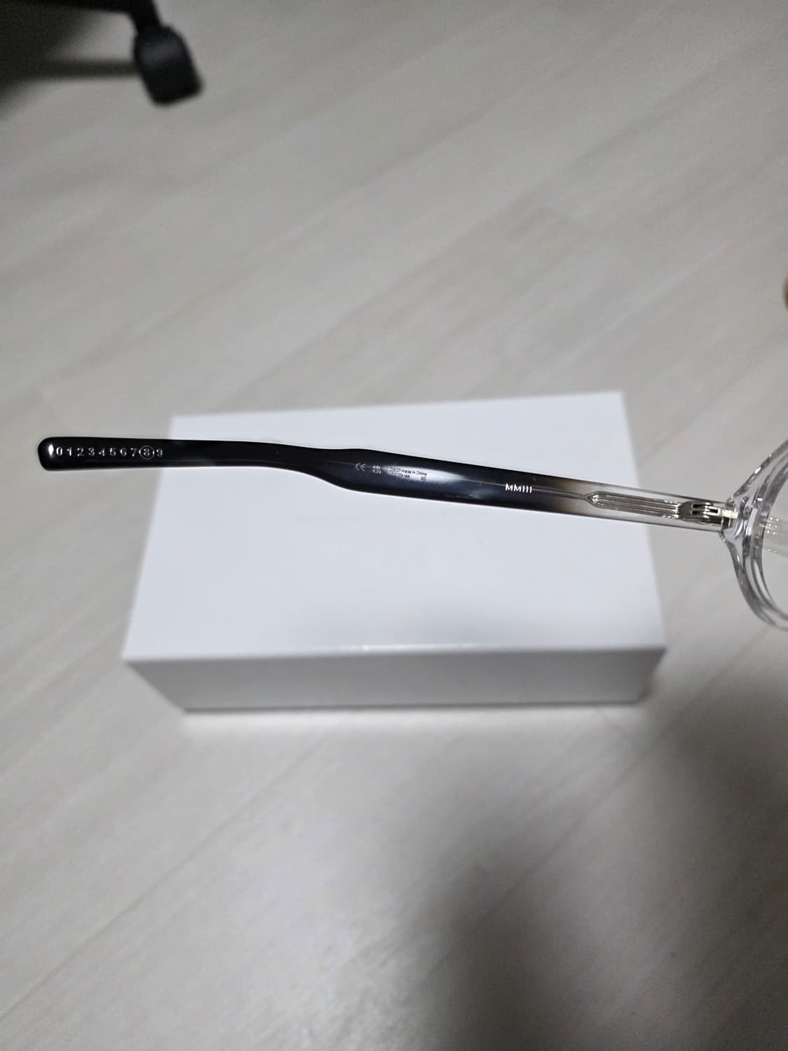 [OS] 젠틀몬스터 마르지엘라 안경 MM111 C1 팝니다 상품이미지7