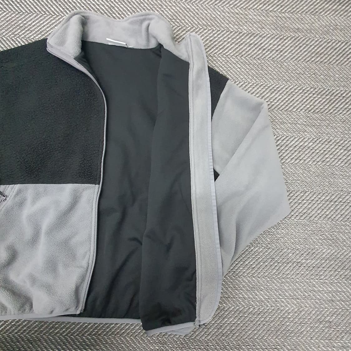 칼하트 VIP 오버핏 플리츠 집업자켓 남자105 상품이미지6