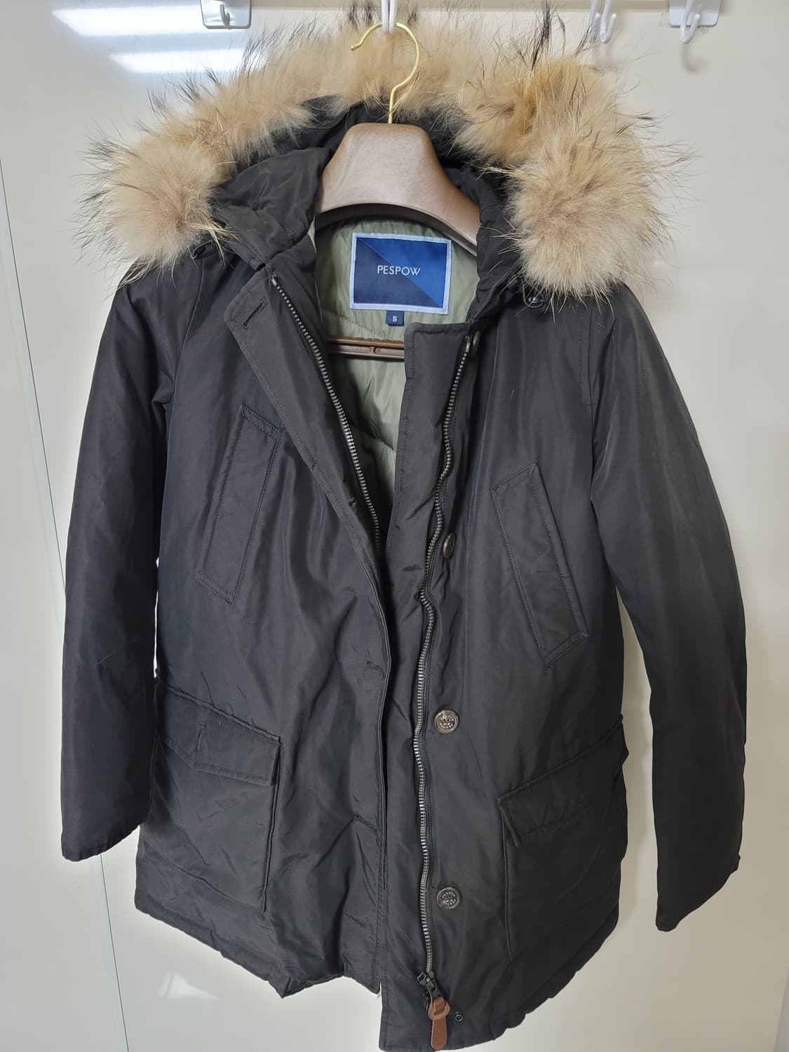 PESPOW 라쿤퍼 구스다운 파카패딩 90S 새제품급

새제품급입니다 상품이미지1