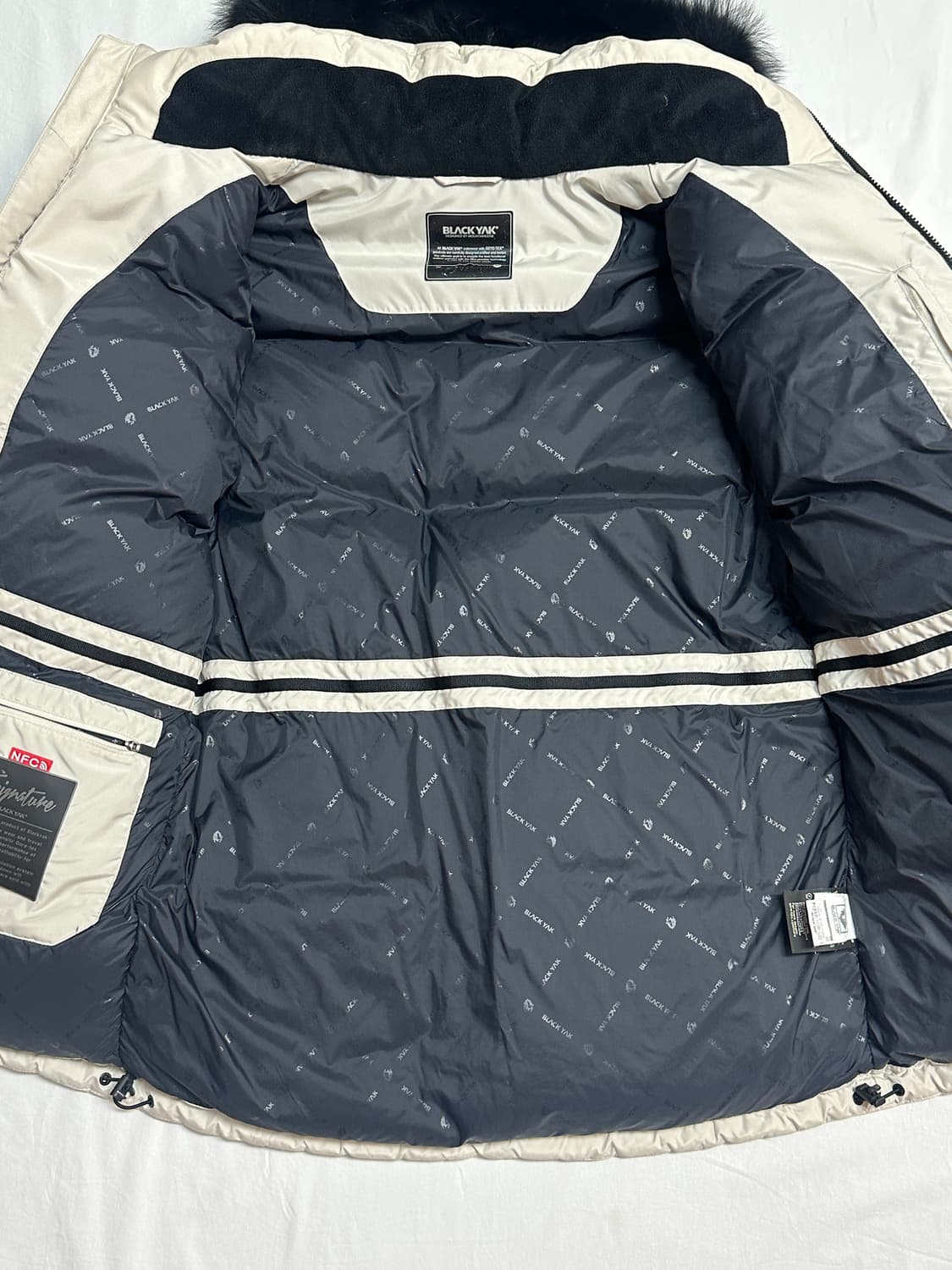 블랙야크 고어텍스 구스다운 패딩 상품이미지7