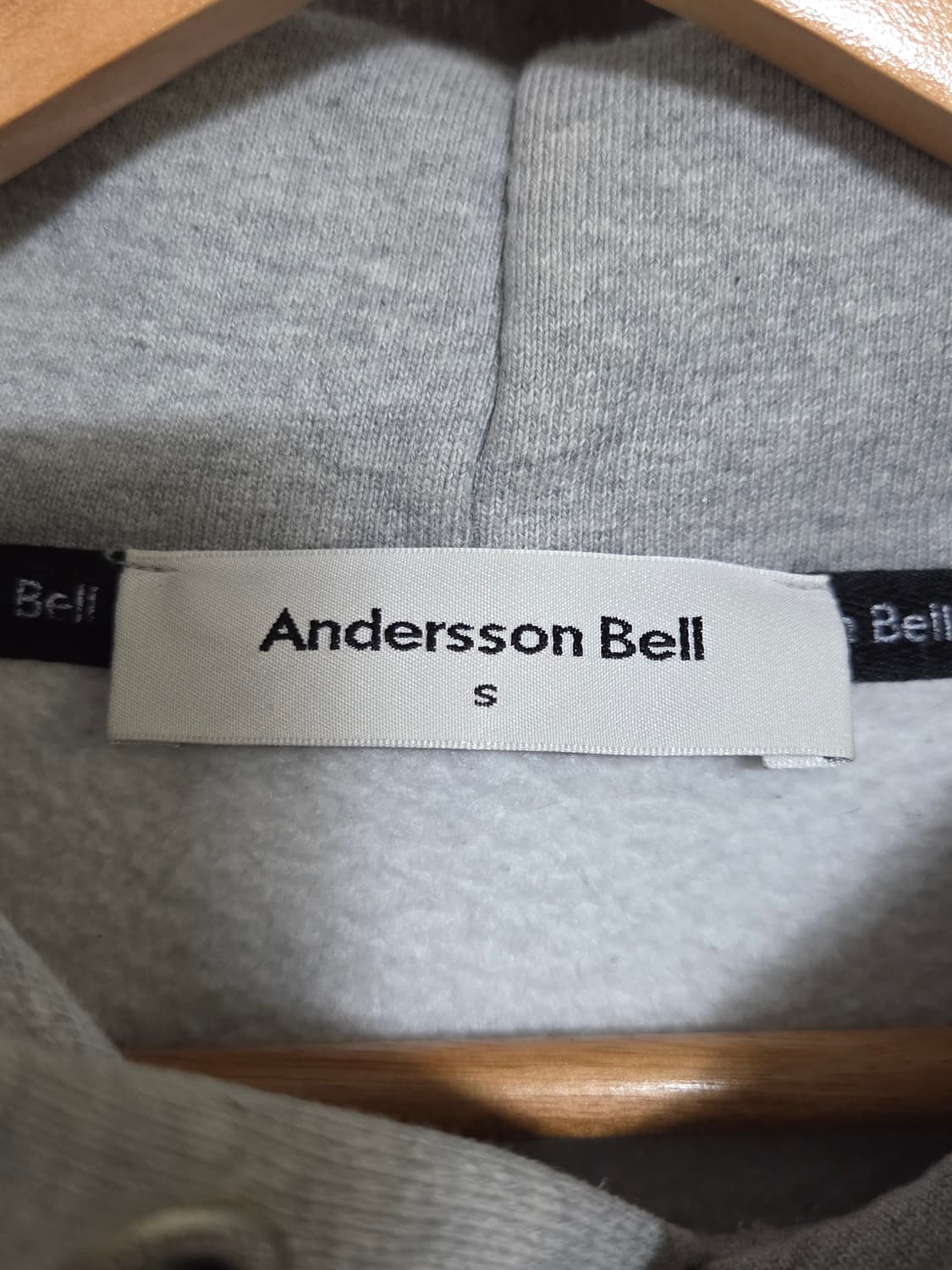 [앤더슨벨] 19A/W 컨템포러리 자수 로고 후드티 | 00055 상품이미지3