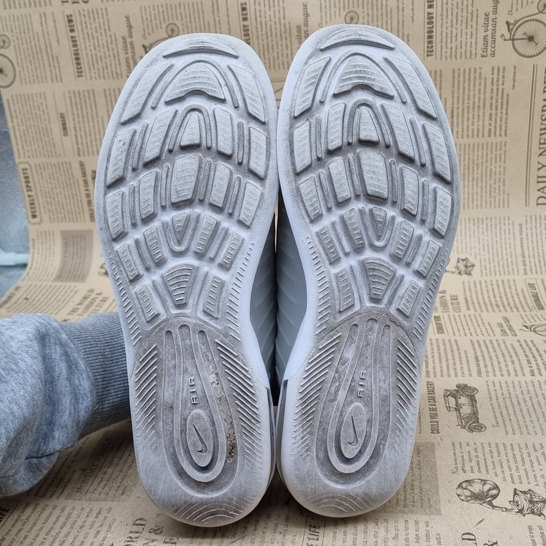 나이키 에어맥스 엑시스 운동화 250 상품이미지3