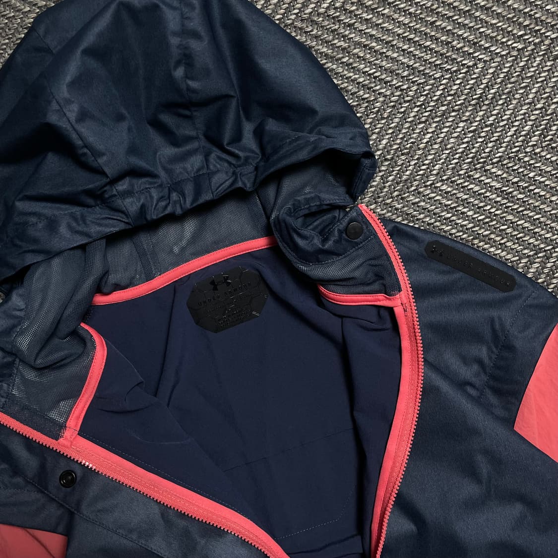 언더아머 우먼스 나일론 경량 윈드 브레이커 바람막이o 5403 상품이미지4