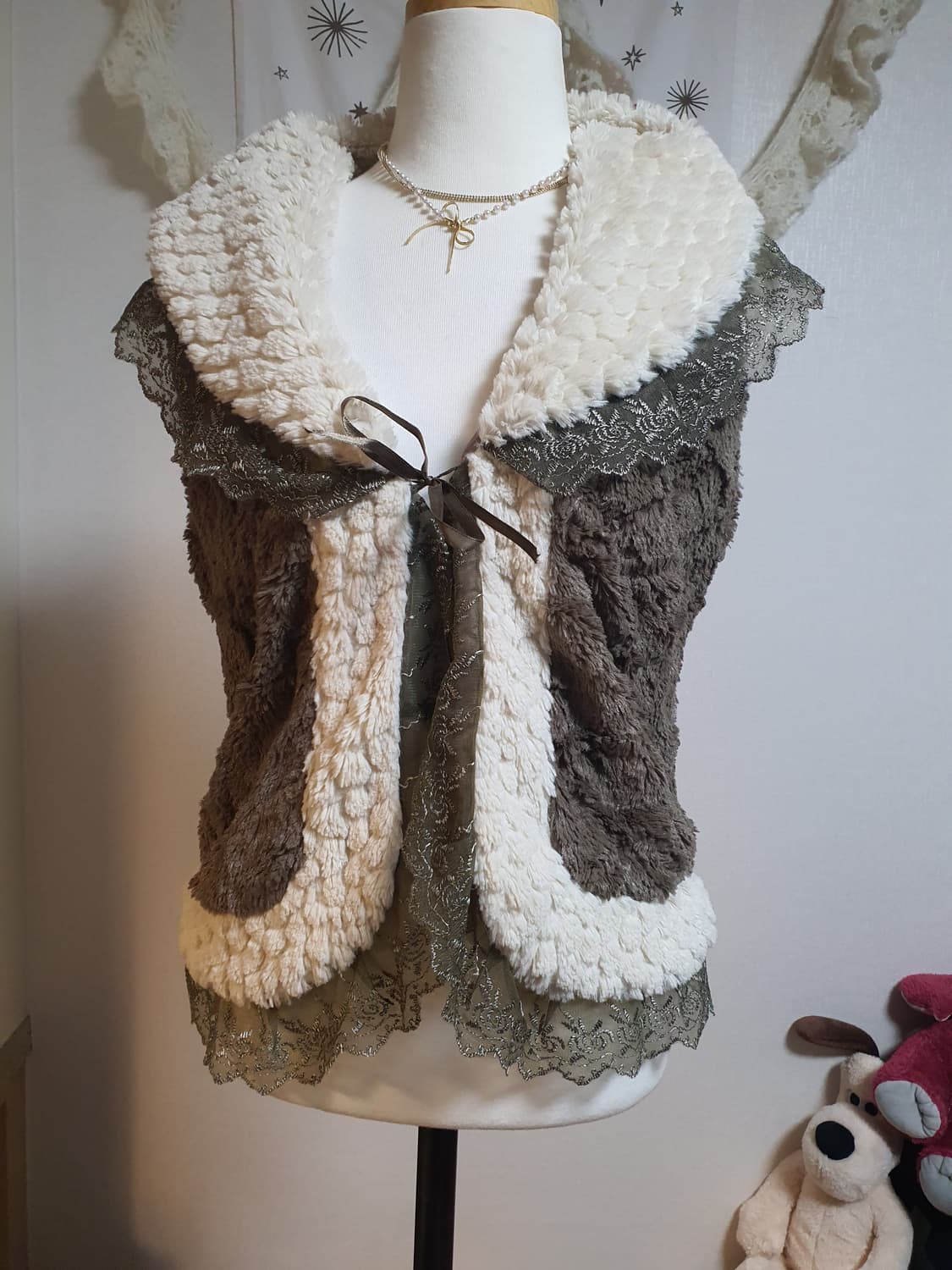 [갸루] 퍼 레이스 조끼 베스트 브라운 아이보리 상품이미지1