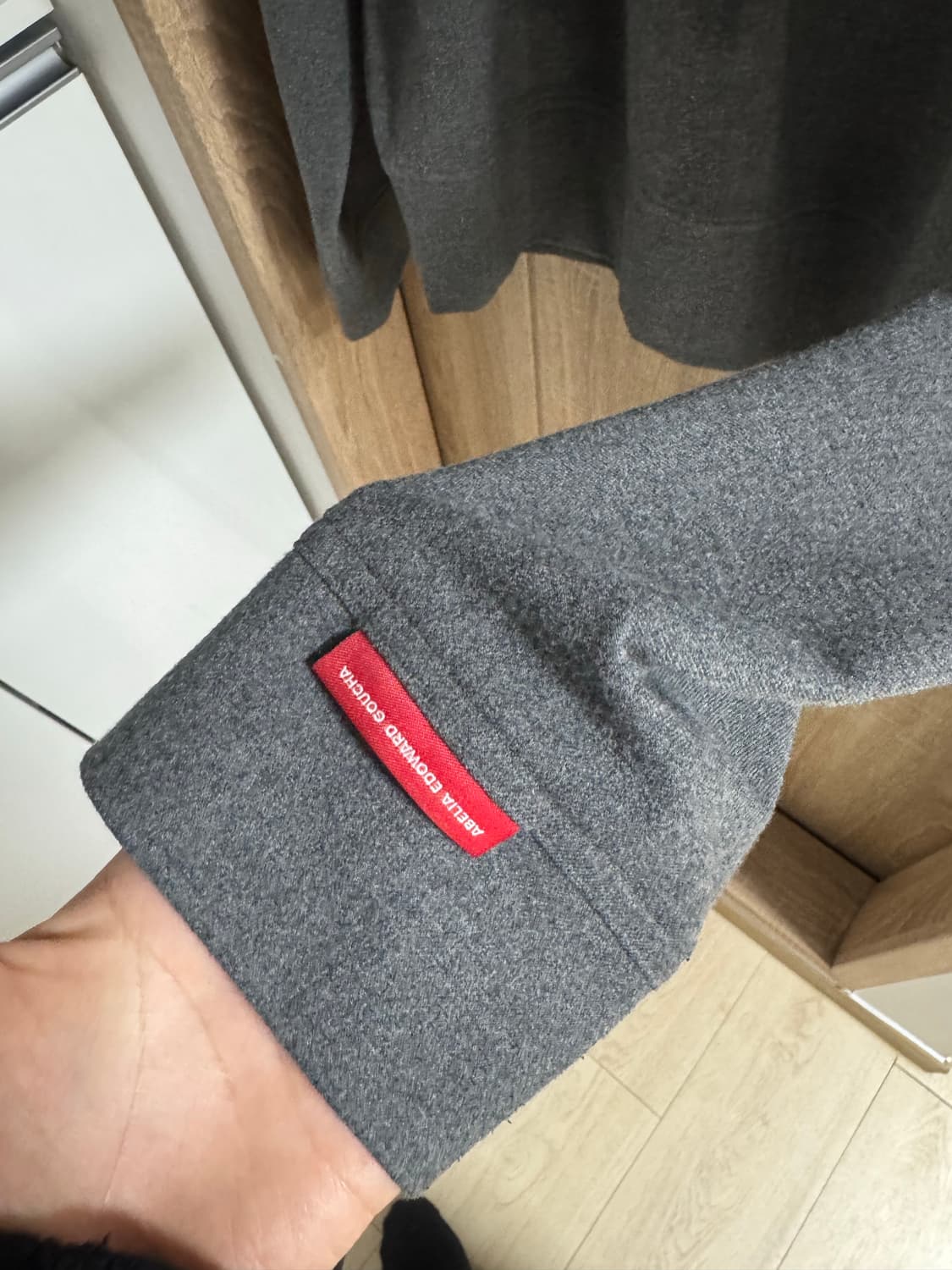 아벨리아 웨드워드 고샤 LS POLO 그레이 3 상품이미지5