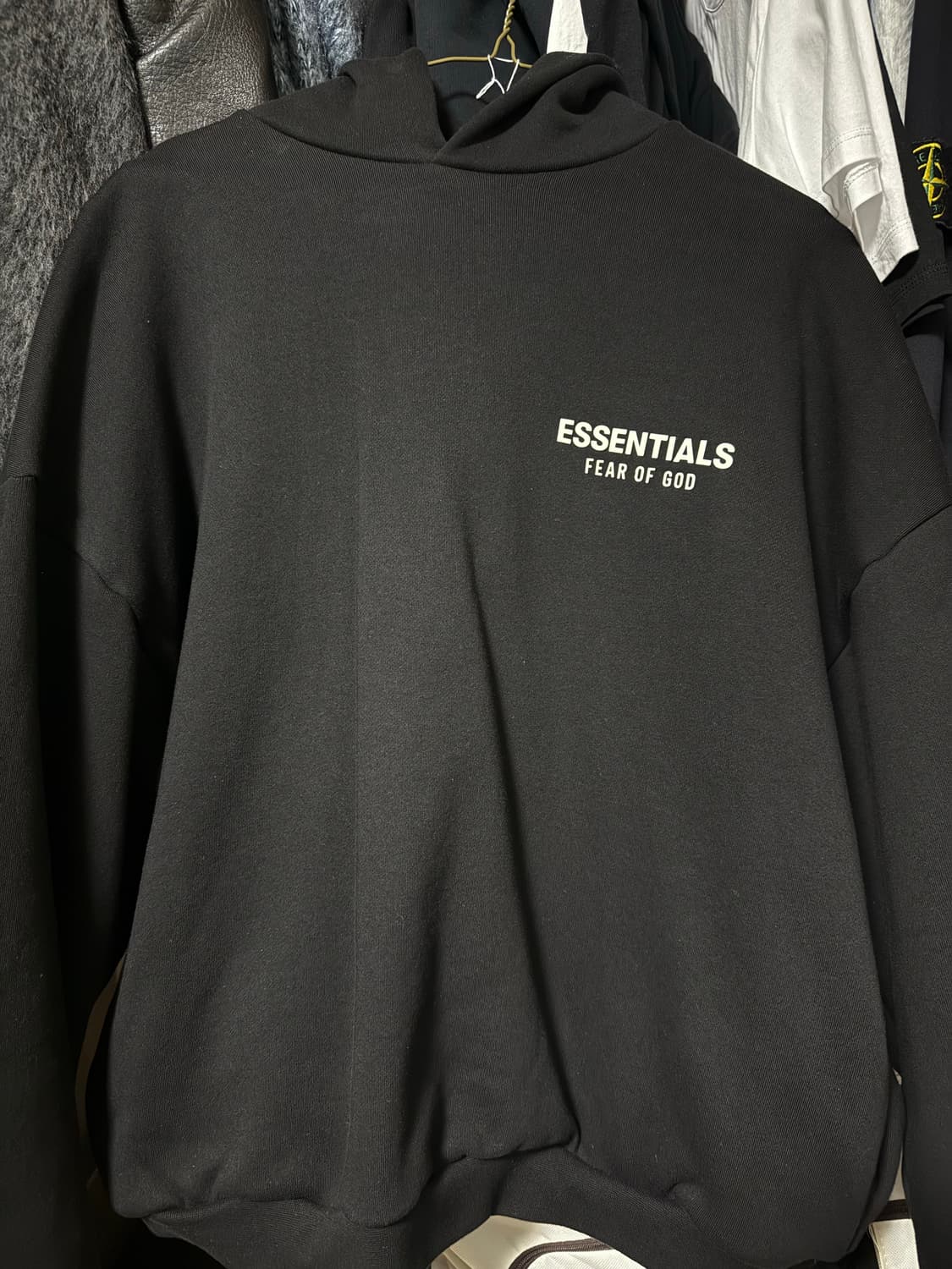 새상품급 컨디션 essential 후드티 m (크림구매) 상품이미지1