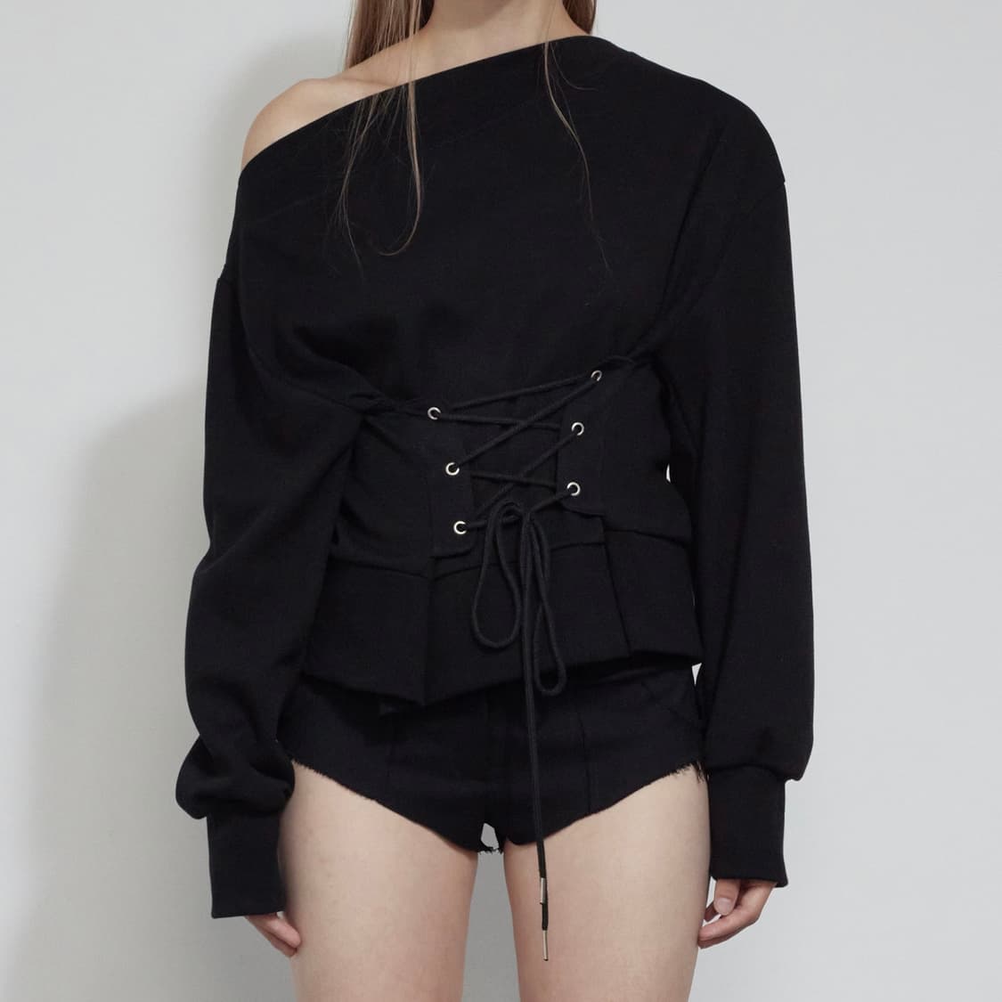 보헤미안서울 코르셋 스웻셔츠 맨투맨 블랙 상품이미지1