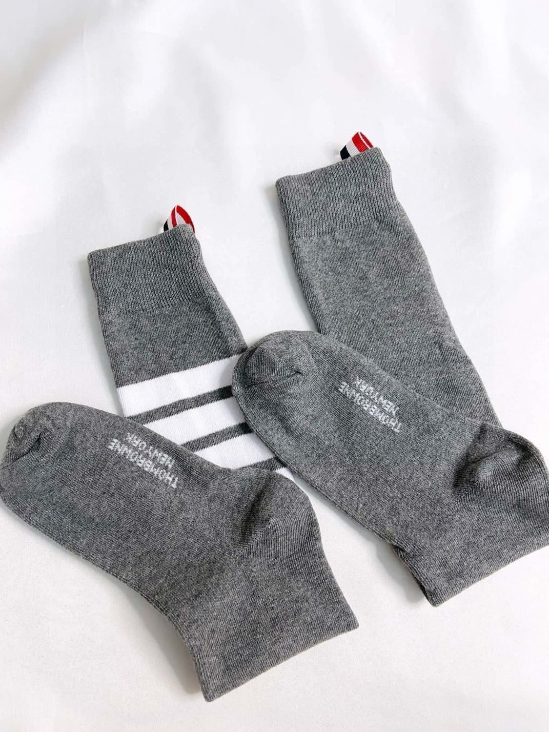 톰브라운 라이트웨이트 코튼 사선 미드카프 삭스 네이비 상품이미지4