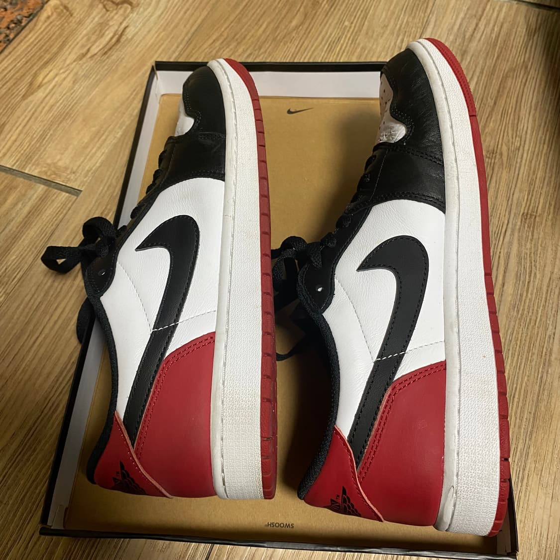 나이키 조던1 레트로 로우 블랙토 280 상품이미지2