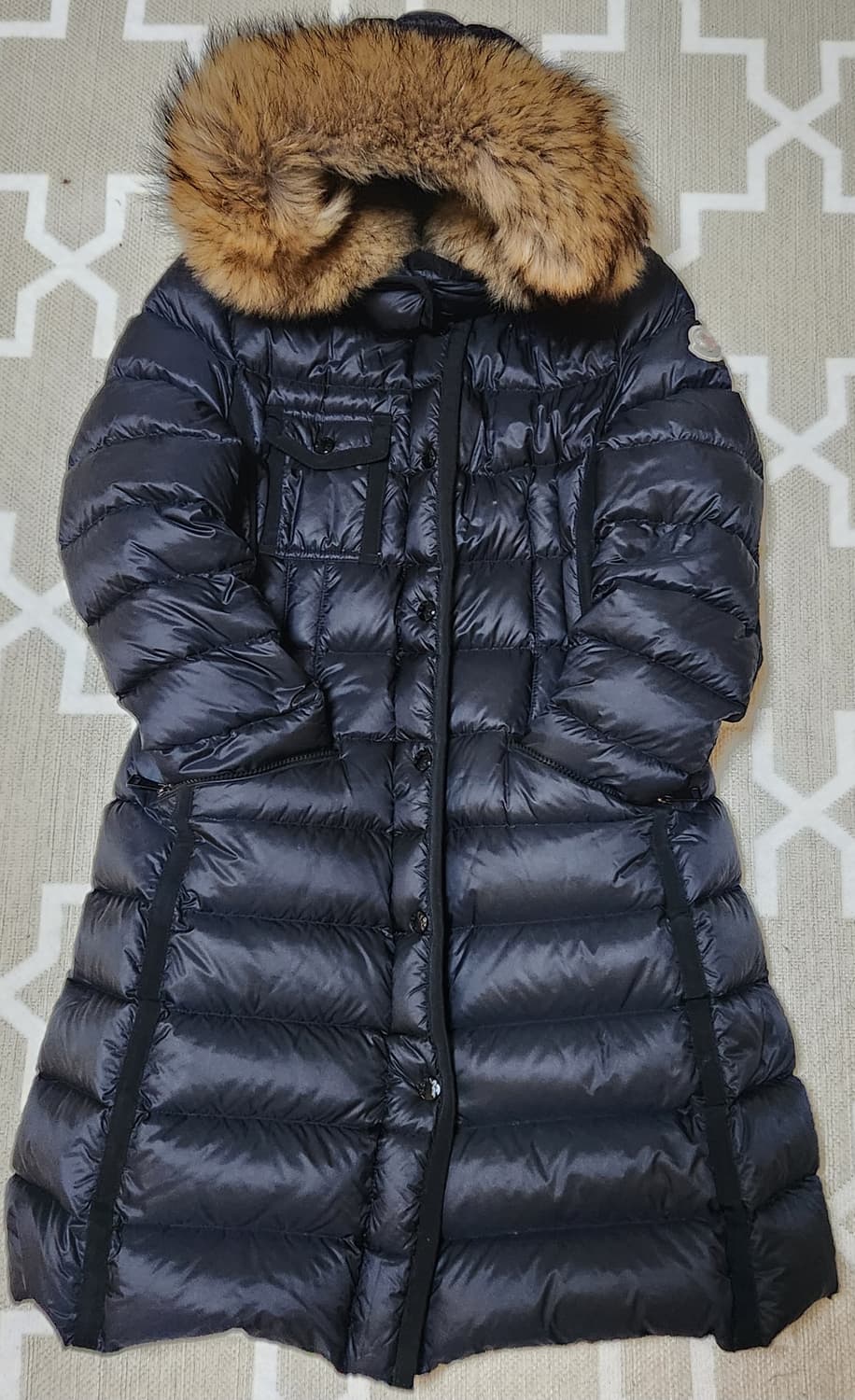 [정품] 몽클레어 패딩 헤르민퍼 블랙 사이즈 1 (여성용) 새상품급 상품이미지4