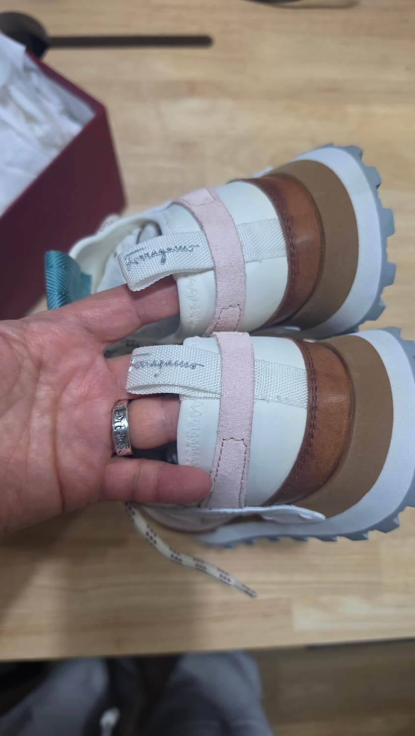 페레가모 간치니 가죽스니커즈(새상품) 상품이미지3