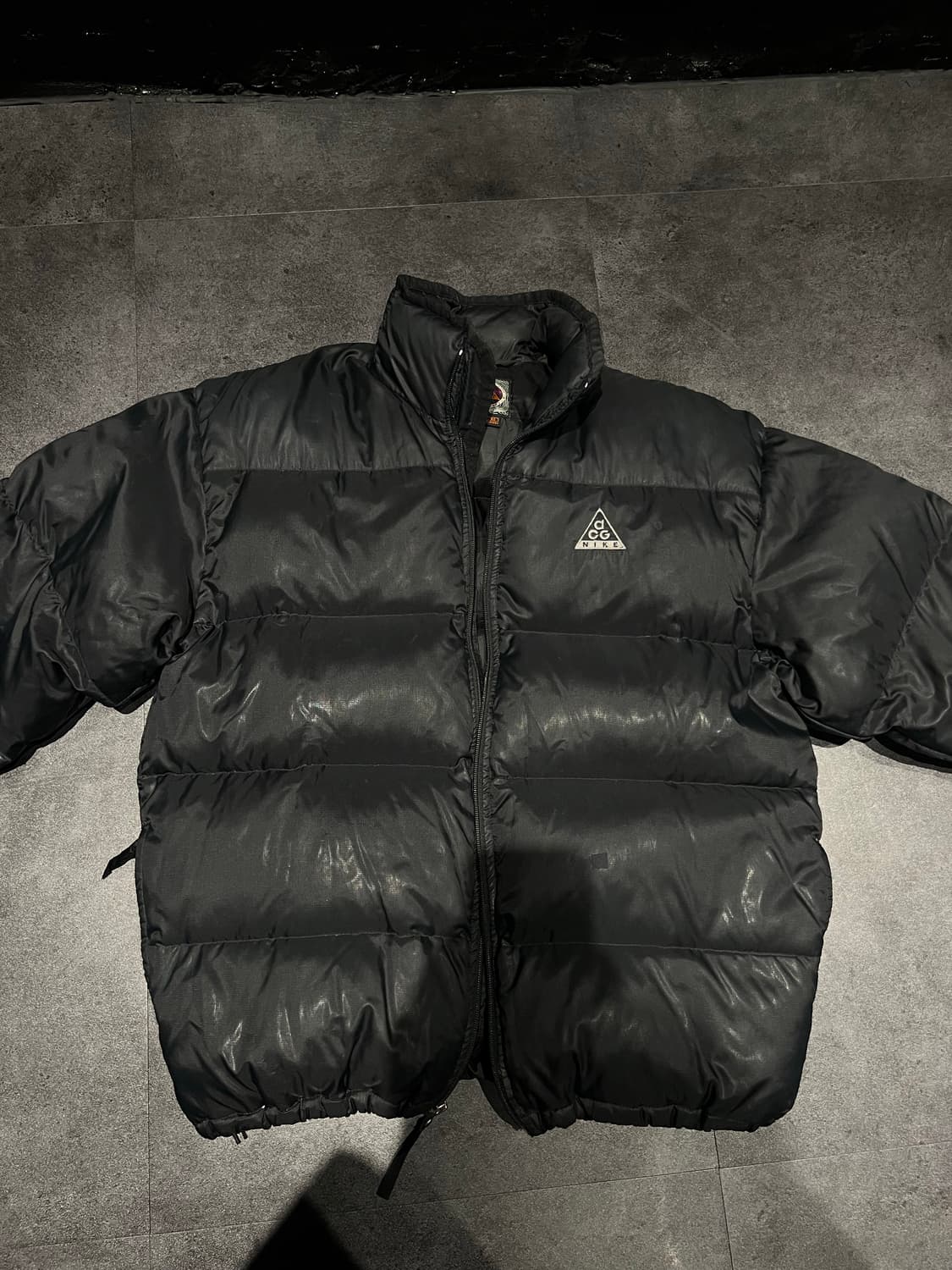 나이키 ACG 블랙 패딩 XL 상품이미지1