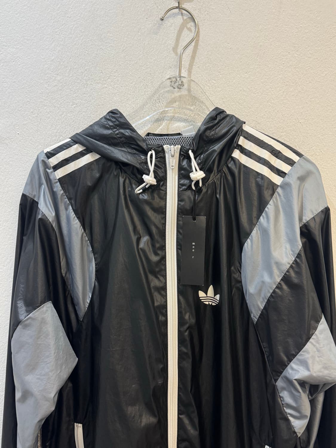 Adidas Black Windbreaker Jacket  상품이미지3