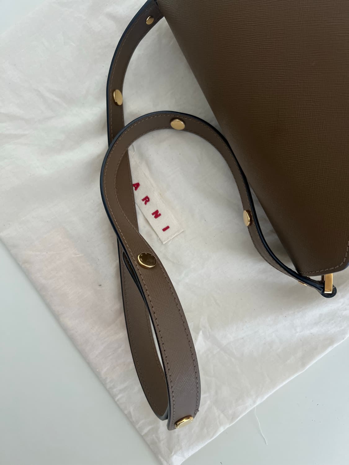 마르니 트렁크 미듐 브라운 상품이미지8