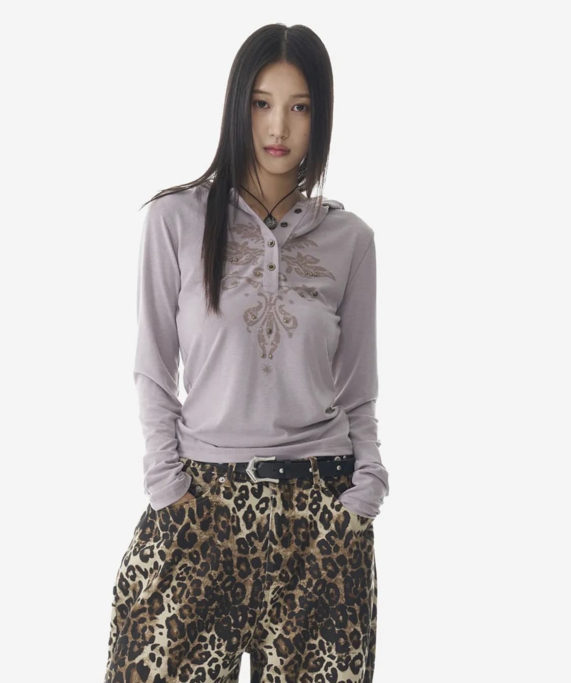 Studded Leaf Hooded Long Sleeve (Beige) 상품이미지2
