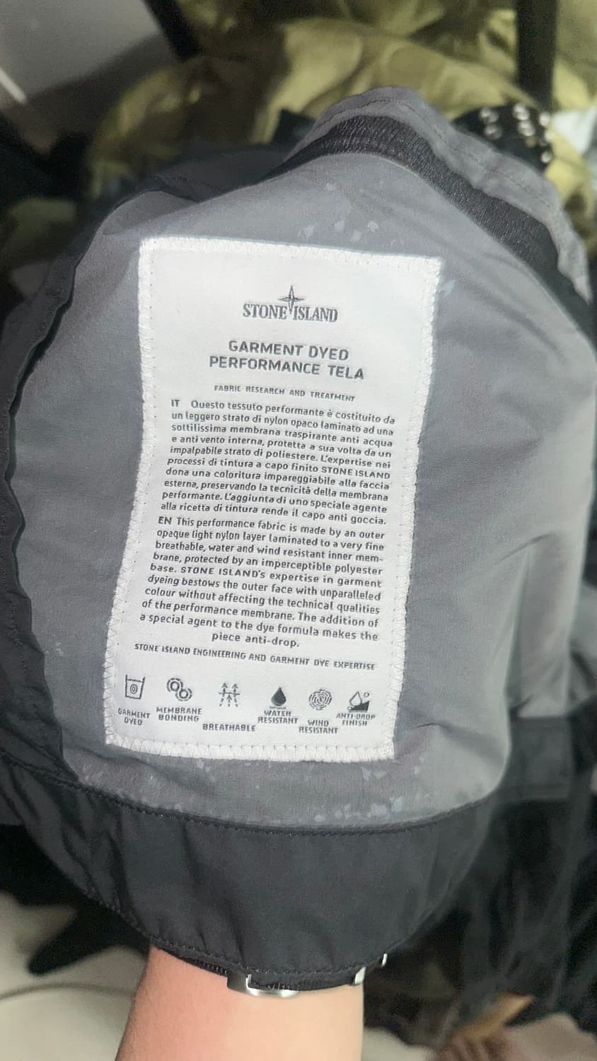 스톤아일랜드 가먼트자이 포퍼먼스 텔라 바람막이 자켓L  상품이미지4