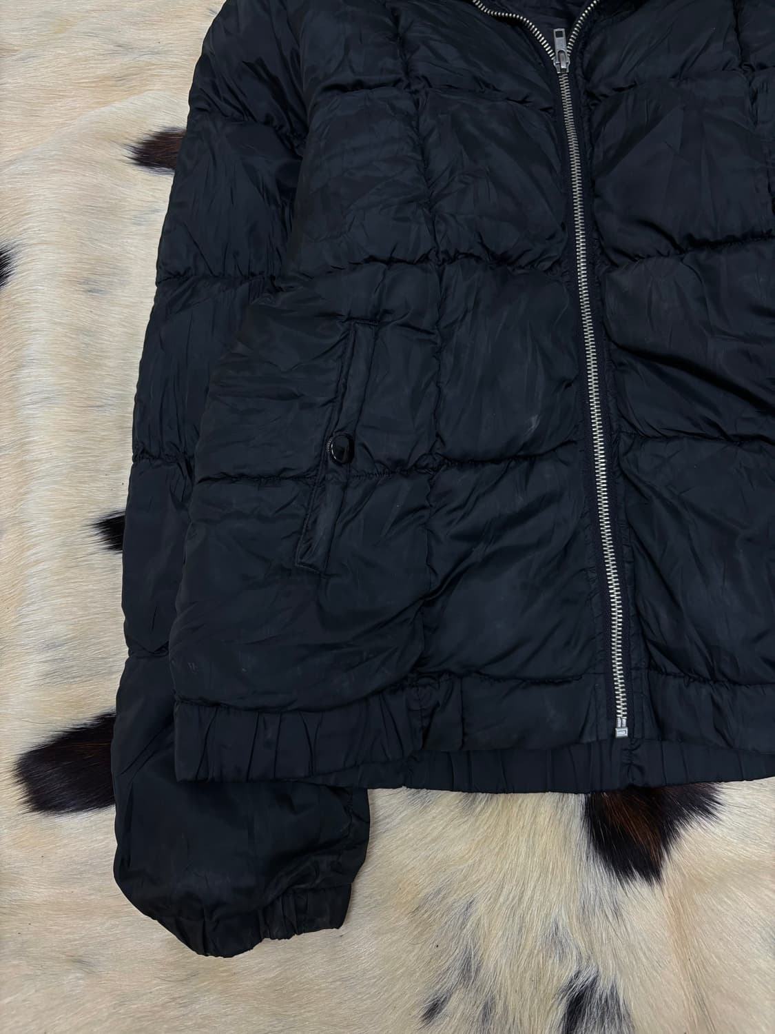 Y2K Black Fur Padding 상품이미지2