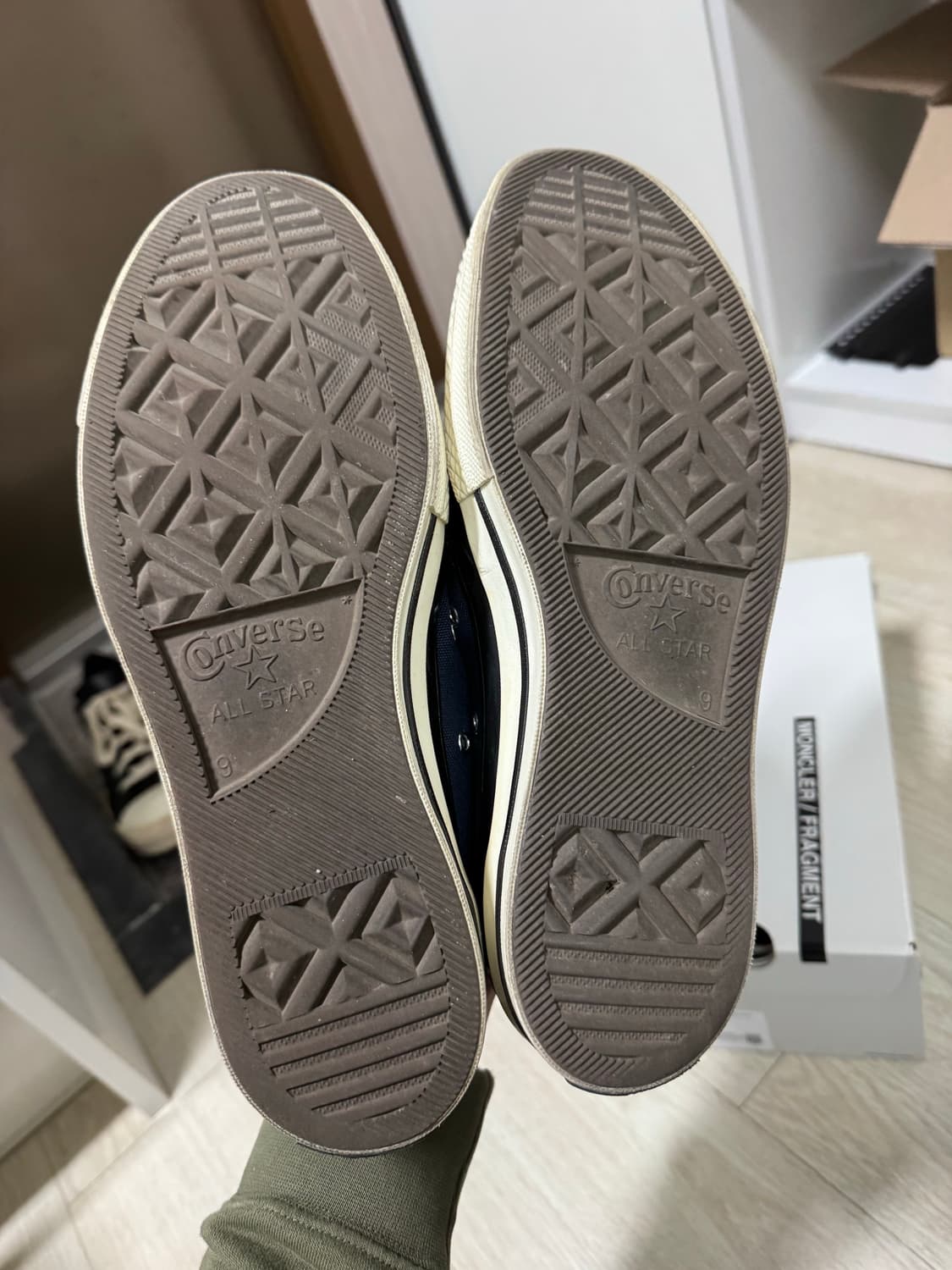 컨버스 몽클레르 프라그먼트 척 인시그니아 블루 275 박스포함 상품이미지3