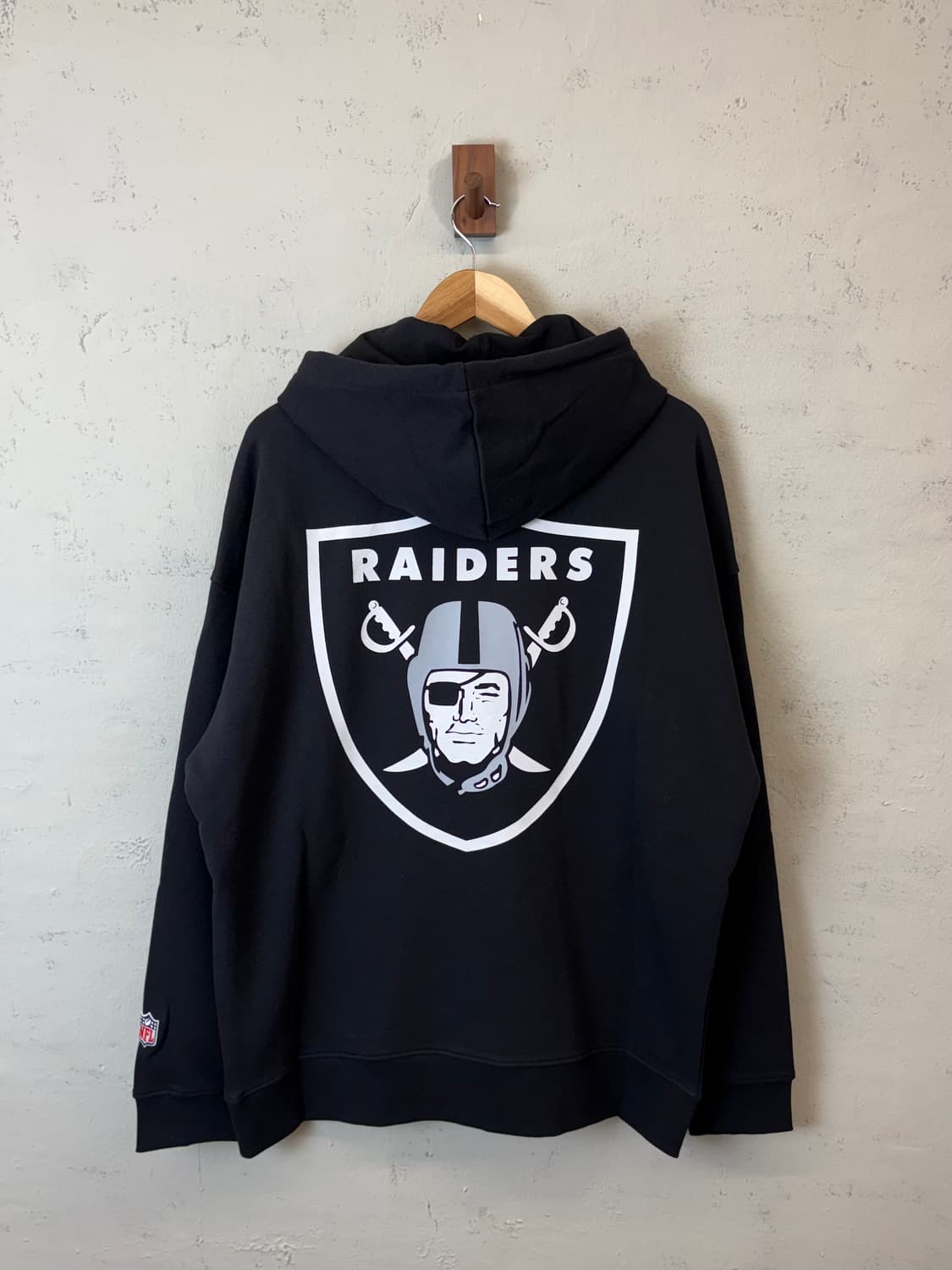 새상품 NFL 레이더스 블랙 빅로고 후드티 상품이미지1