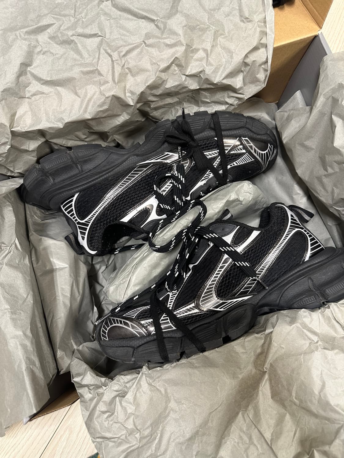 발렌시아가 3XL 블랙 43 상품이미지4