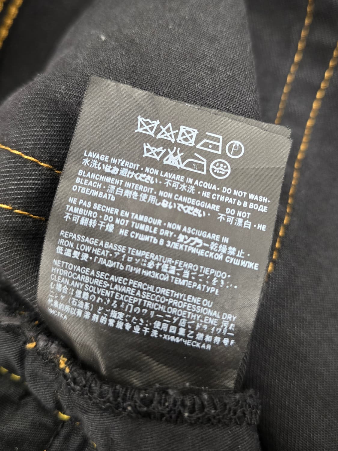 생로랑 찢청 블랙청바지.  싸이즈 32~33
 상품이미지10