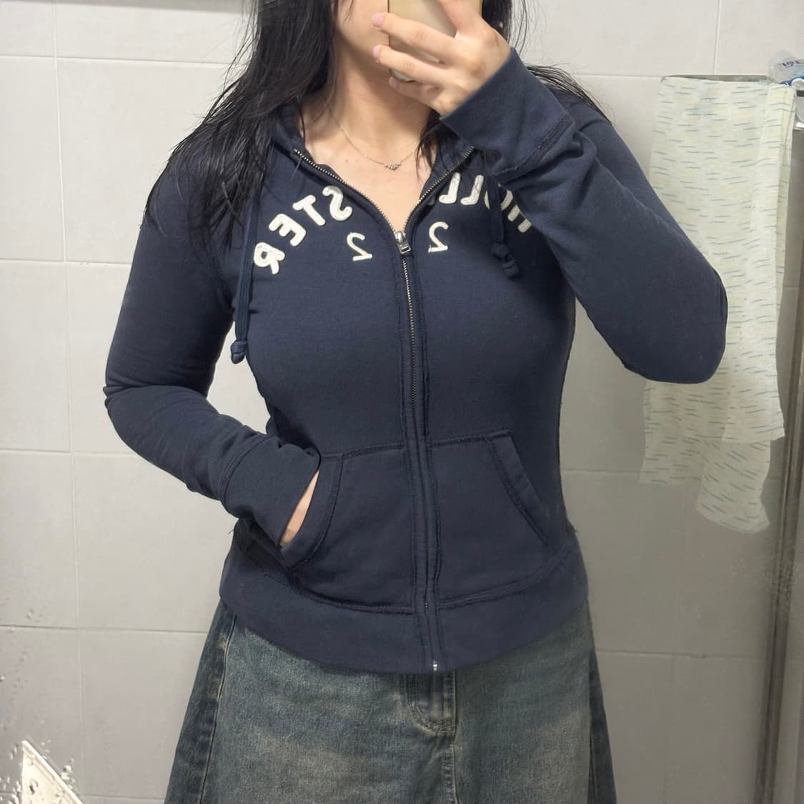 홀리스터 네이비 딱붙 후드집업 M 상품이미지2