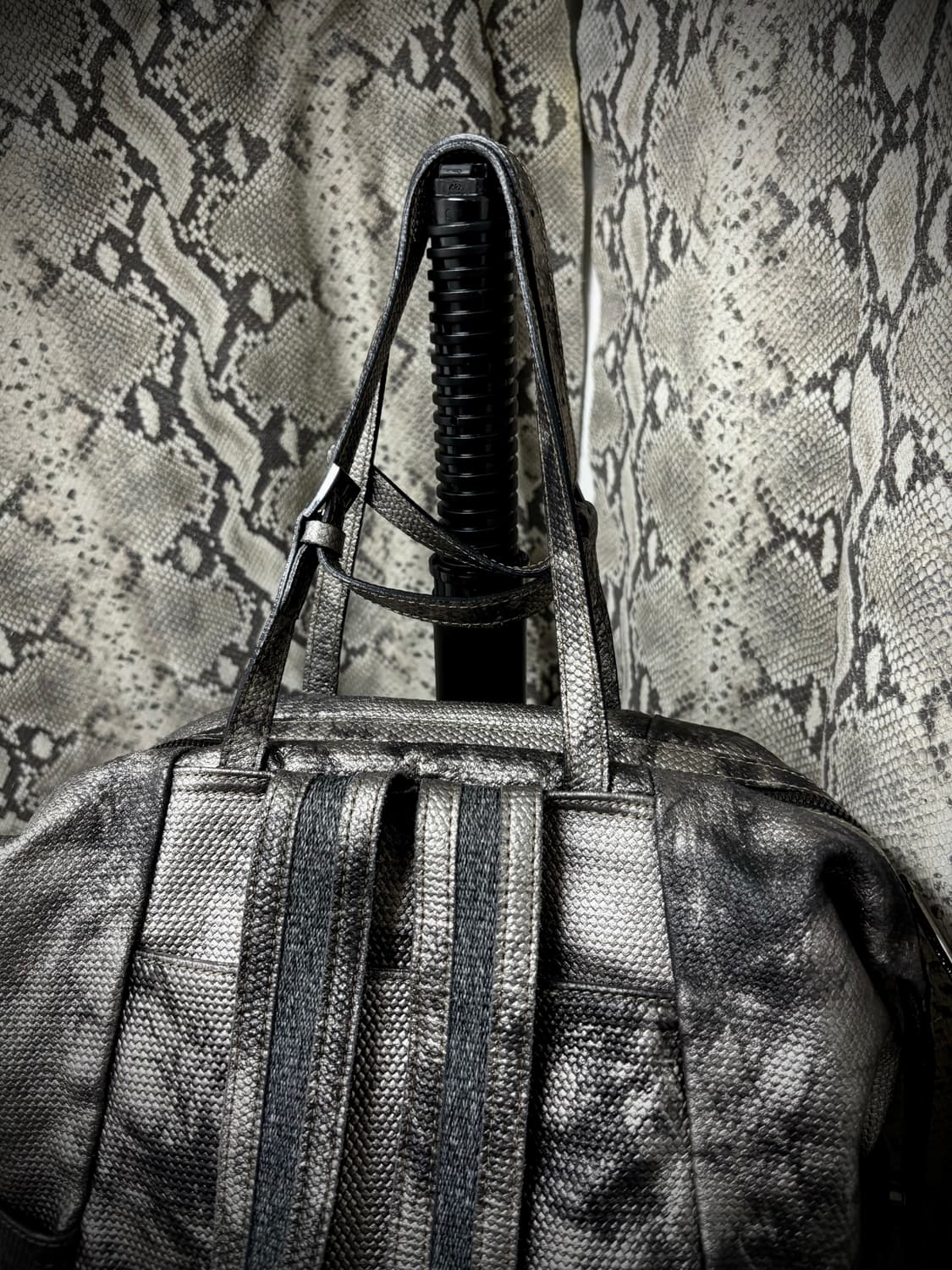 [Y2K] Metallic Washed Backpack 상품이미지8
